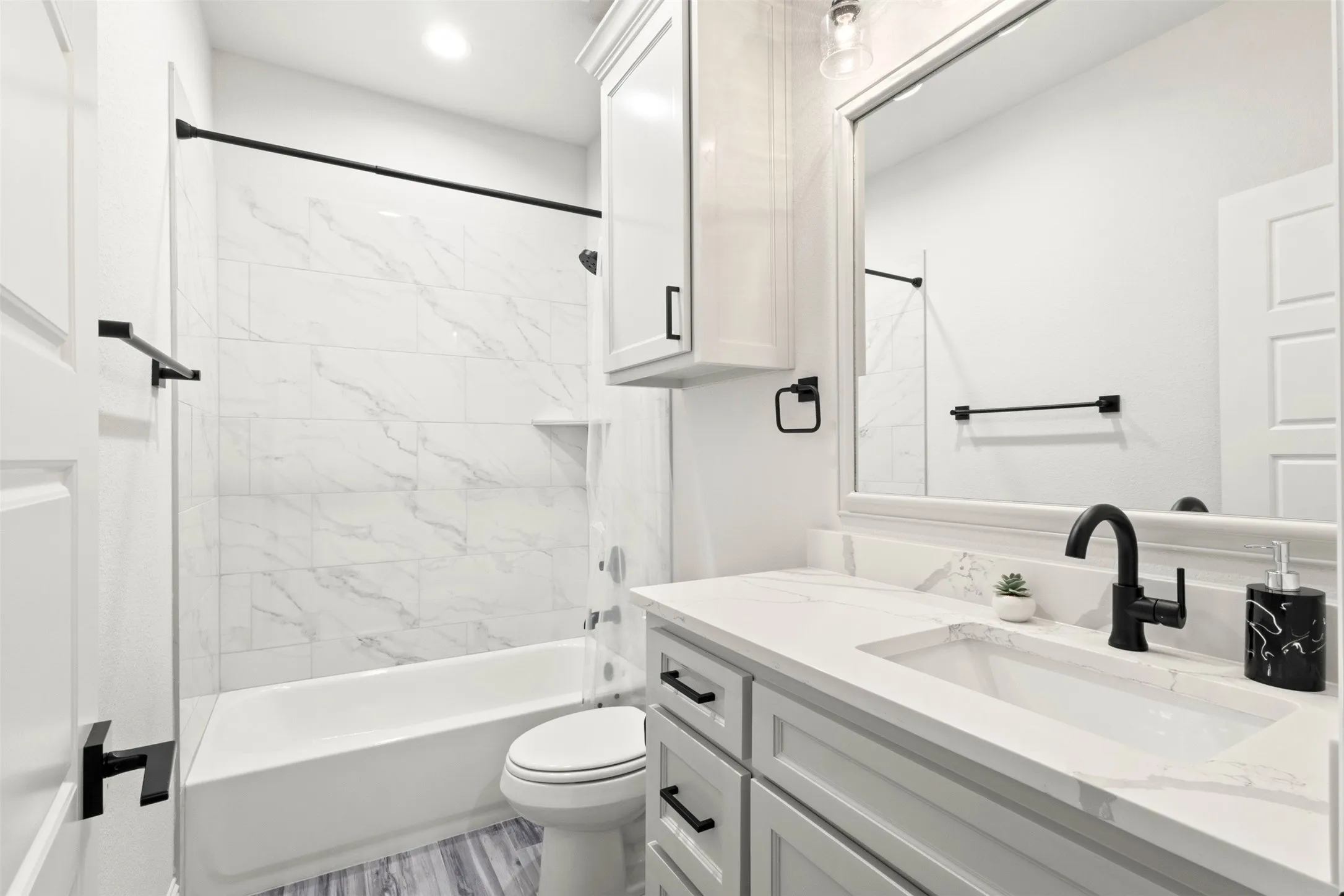 Single Family Residence For Sale in Parker County , 105 Clayton Crossing, Springtown, Texas 76082, 4 Bedroom, 3 Bathroom, 3 Garage spaces, 2,786 Sqft, built in 2022, mls#21250872, Real Estate Agent in Springtown, Homes For Sale in Parker county, Homes For Sale in Springtown, Realtor in Springtown Texas, Real Estate Brokerage Independent Realty Texas, Luminita Cordes Realtor