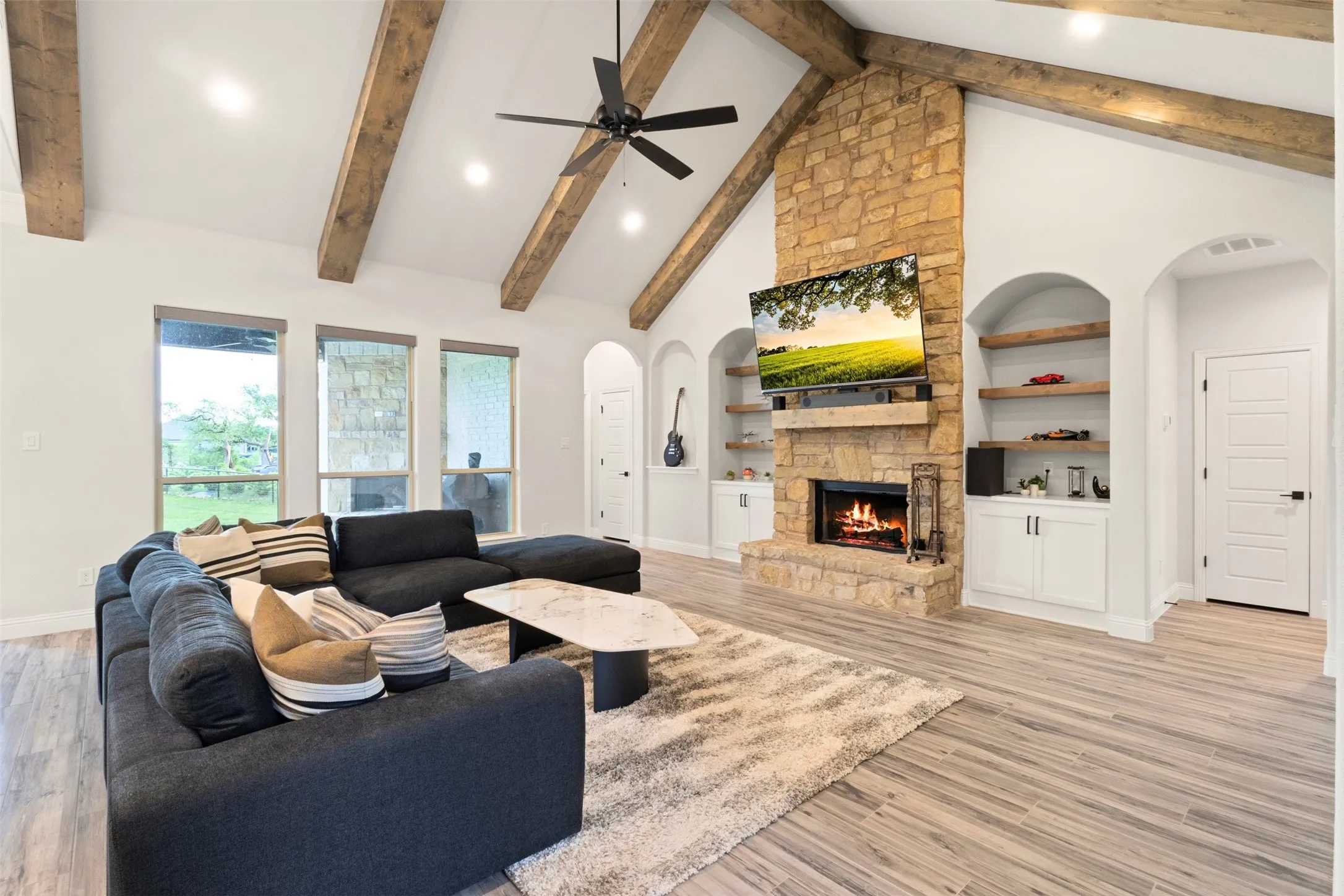 Single Family Residence For Sale in Parker County , 105 Clayton Crossing, Springtown, Texas 76082, 4 Bedroom, 3 Bathroom, 3 Garage spaces, 2,786 Sqft, built in 2022, mls#21250872, Real Estate Agent in Springtown, Homes For Sale in Parker county, Homes For Sale in Springtown, Realtor in Springtown Texas, Real Estate Brokerage Independent Realty Texas, Luminita Cordes Realtor