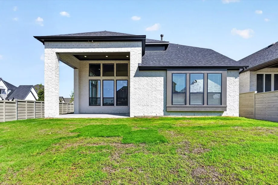 Single Family Residence For Sale in Collin County , 2201 Junction Drive, Celina, Texas 75009, 5 Bedroom, 5 Bathroom, 2 Garage spaces, 3,461 Sqft, built in 2026, New Construction - Incomplete, mls#21258033, Real Estate Agent in Celina, Homes For Sale in Collin county, Homes For Sale in Celina, Realtor in Celina Texas, Real Estate Brokerage Independent Realty Texas, Luminita Cordes Realtor
