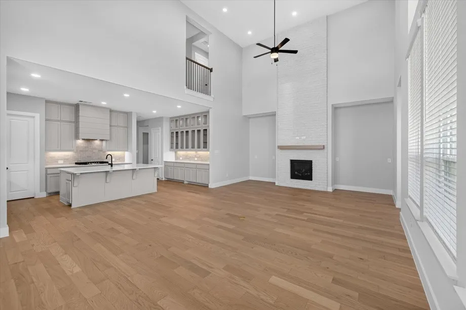 Single Family Residence For Sale in Collin County , 2201 Junction Drive, Celina, Texas 75009, 5 Bedroom, 5 Bathroom, 2 Garage spaces, 3,461 Sqft, built in 2026, New Construction - Incomplete, mls#21258033, Real Estate Agent in Celina, Homes For Sale in Collin county, Homes For Sale in Celina, Realtor in Celina Texas, Real Estate Brokerage Independent Realty Texas, Luminita Cordes Realtor