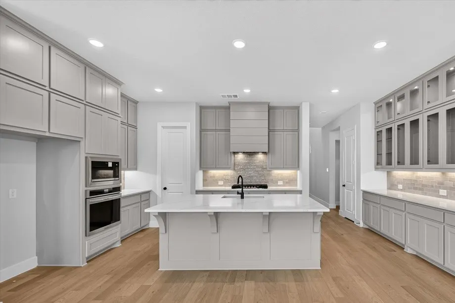 Single Family Residence For Sale in Collin County , 2201 Junction Drive, Celina, Texas 75009, 5 Bedroom, 5 Bathroom, 2 Garage spaces, 3,461 Sqft, built in 2026, New Construction - Incomplete, mls#21258033, Real Estate Agent in Celina, Homes For Sale in Collin county, Homes For Sale in Celina, Realtor in Celina Texas, Real Estate Brokerage Independent Realty Texas, Luminita Cordes Realtor