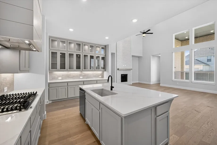 Single Family Residence For Sale in Collin County , 2201 Junction Drive, Celina, Texas 75009, 5 Bedroom, 5 Bathroom, 2 Garage spaces, 3,461 Sqft, built in 2026, New Construction - Incomplete, mls#21258033, Real Estate Agent in Celina, Homes For Sale in Collin county, Homes For Sale in Celina, Realtor in Celina Texas, Real Estate Brokerage Independent Realty Texas, Luminita Cordes Realtor