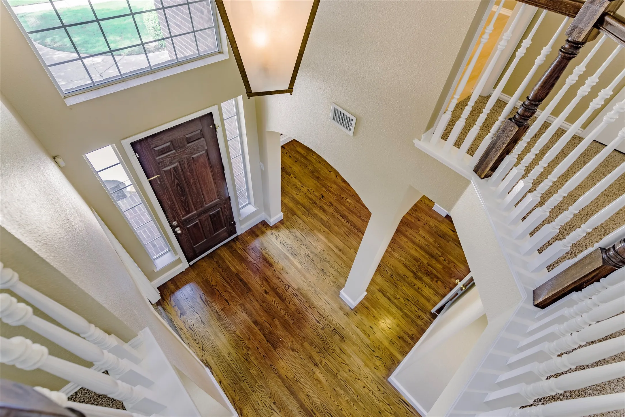 Single Family Residence For Sale in Tarrant County , 1211 Limestone Creek Drive, Keller, Texas 76248, 5 Bedroom, 3 Bathroom, 2 Garage spaces, 2,773 Sqft, built in 1999, Preowned, mls#21258055, Real Estate Agent in Keller, Homes For Sale in Tarrant county, Homes For Sale in Keller, Realtor in Keller Texas, Real Estate Brokerage Independent Realty Texas, Luminita Cordes Realtor