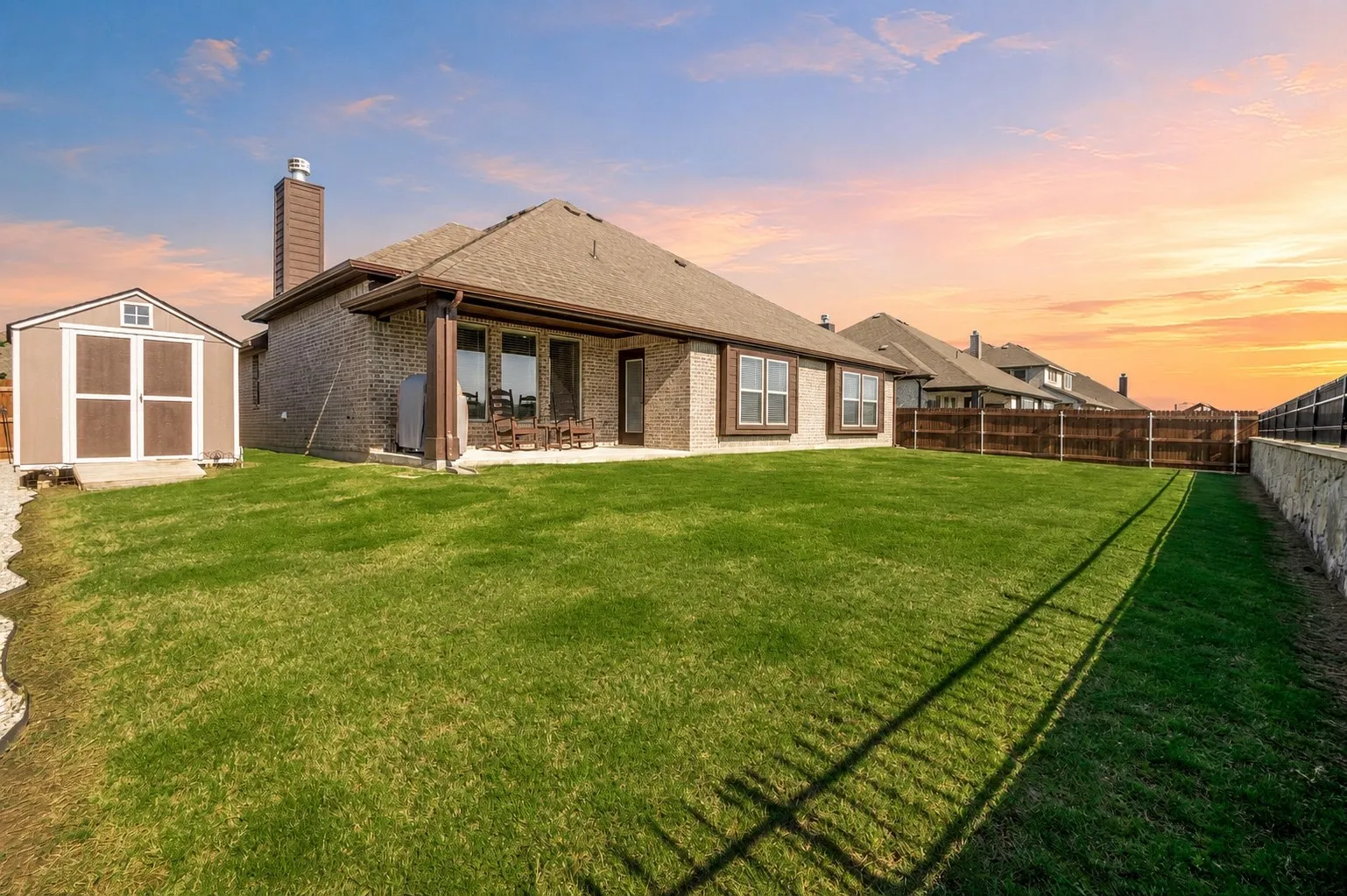 Single Family Residence For Sale in Ellis County , 206 Morning Light Lane, Waxahachie, Texas 75165, 3 Bedroom, 3 Bathroom, 2 Garage spaces, 2,301 Sqft, built in 2024, Preowned, mls#21258199, Real Estate Agent in Waxahachie, Homes For Sale in Ellis county, Homes For Sale in Waxahachie, Realtor in Waxahachie Texas, Real Estate Brokerage Independent Realty Texas, Luminita Cordes Realtor