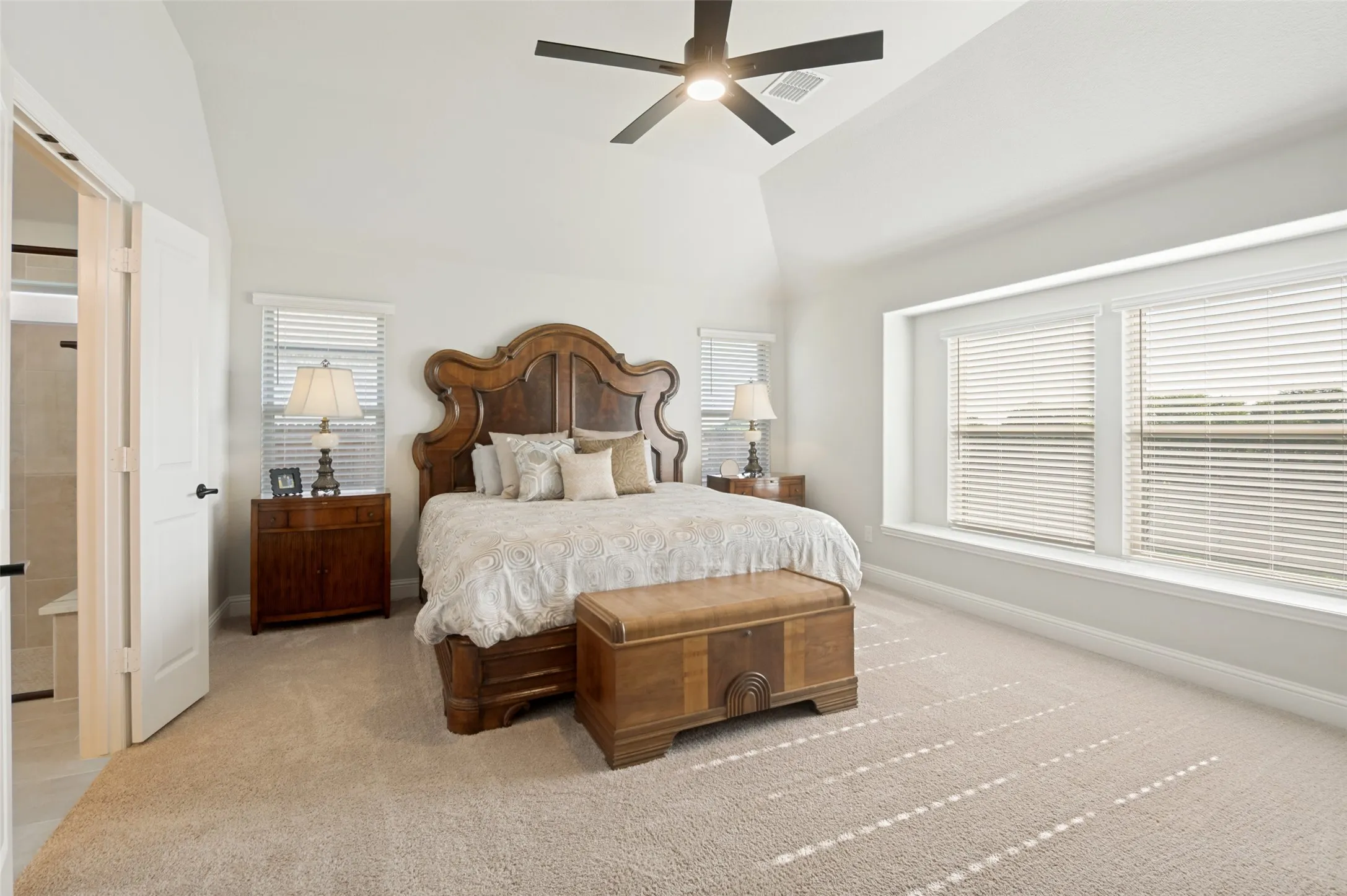 Single Family Residence For Sale in Ellis County , 206 Morning Light Lane, Waxahachie, Texas 75165, 3 Bedroom, 3 Bathroom, 2 Garage spaces, 2,301 Sqft, built in 2024, Preowned, mls#21258199, Real Estate Agent in Waxahachie, Homes For Sale in Ellis county, Homes For Sale in Waxahachie, Realtor in Waxahachie Texas, Real Estate Brokerage Independent Realty Texas, Luminita Cordes Realtor