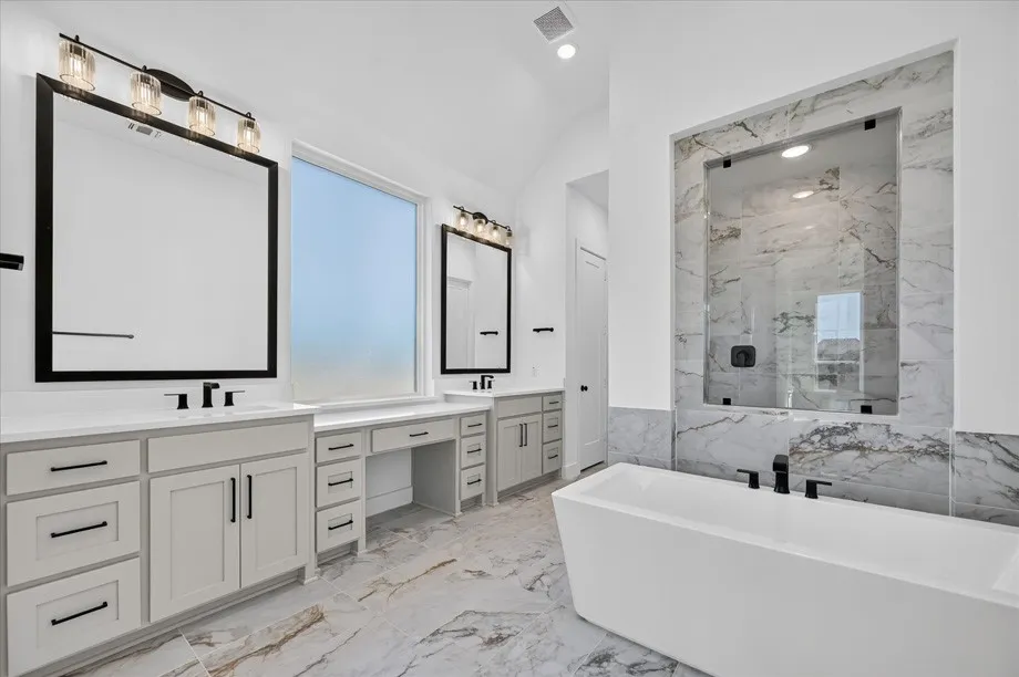 Single Family Residence For Sale in Rockwall County , 1611 Trinity Forest Drive, Rockwall, Texas 75087, 4 Bedroom, 5 Bathroom, 3 Garage spaces, 2,898 Sqft, built in 2026, New Construction - Incomplete, mls#21258091, Real Estate Agent in Rockwall, Homes For Sale in Rockwall county, Homes For Sale in Rockwall, Realtor in Rockwall Texas, Real Estate Brokerage Independent Realty Texas, Luminita Cordes Realtor