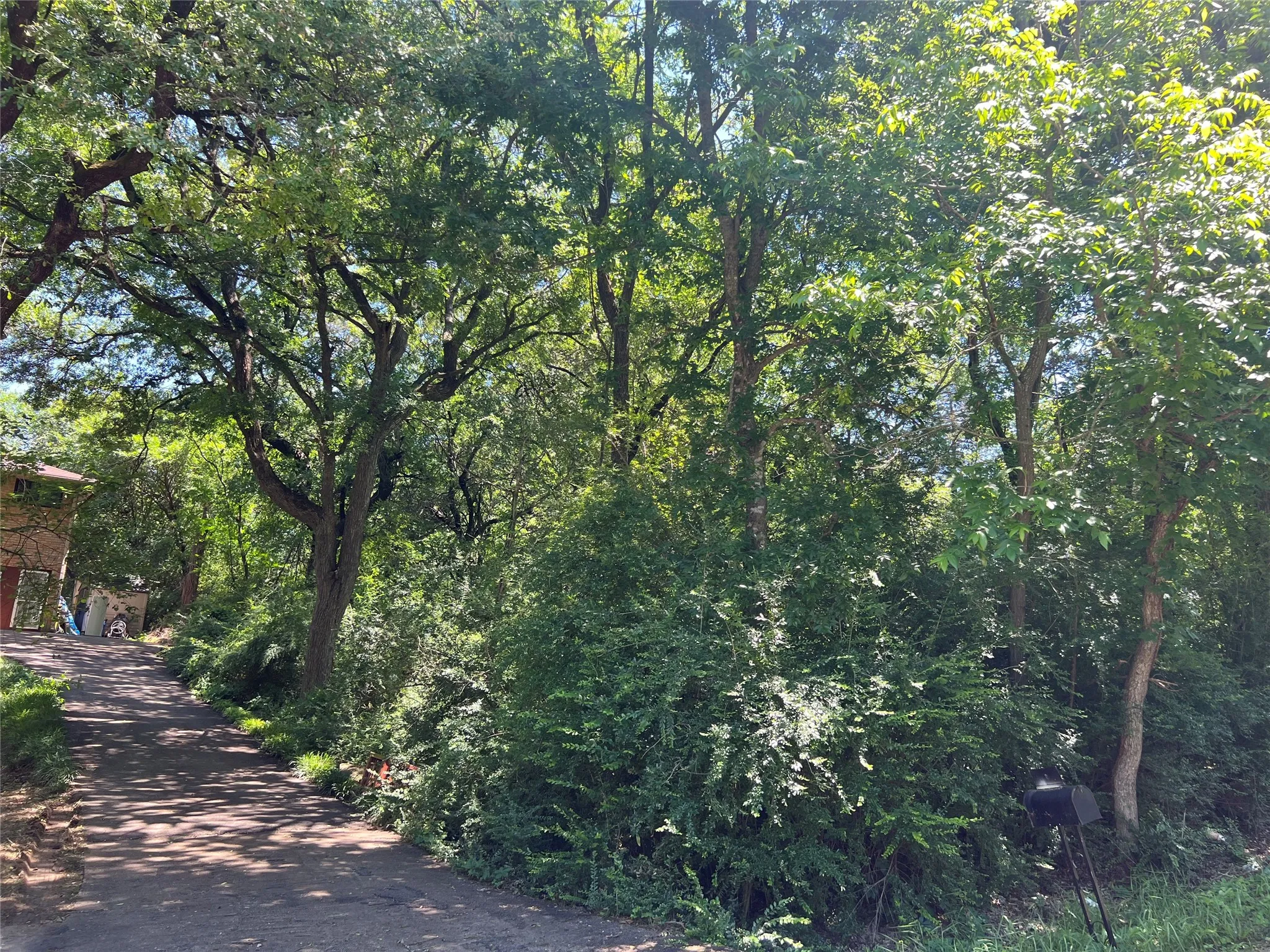 Unimproved Land For Sale in Dallas County , 5120 Moneta Lane, Dallas, Texas 75236, 0, 0, Garage spaces, 0 Sqft, built in 0, Price $90,000, mls#21257945, Real Estate Agent in Dallas, Homes For Sale in Dallas county, Homes For Sale in Dallas, Realtor in Dallas Texas, Real Estate Brokerage Independent Realty Texas, Luminita Cordes Realtor
