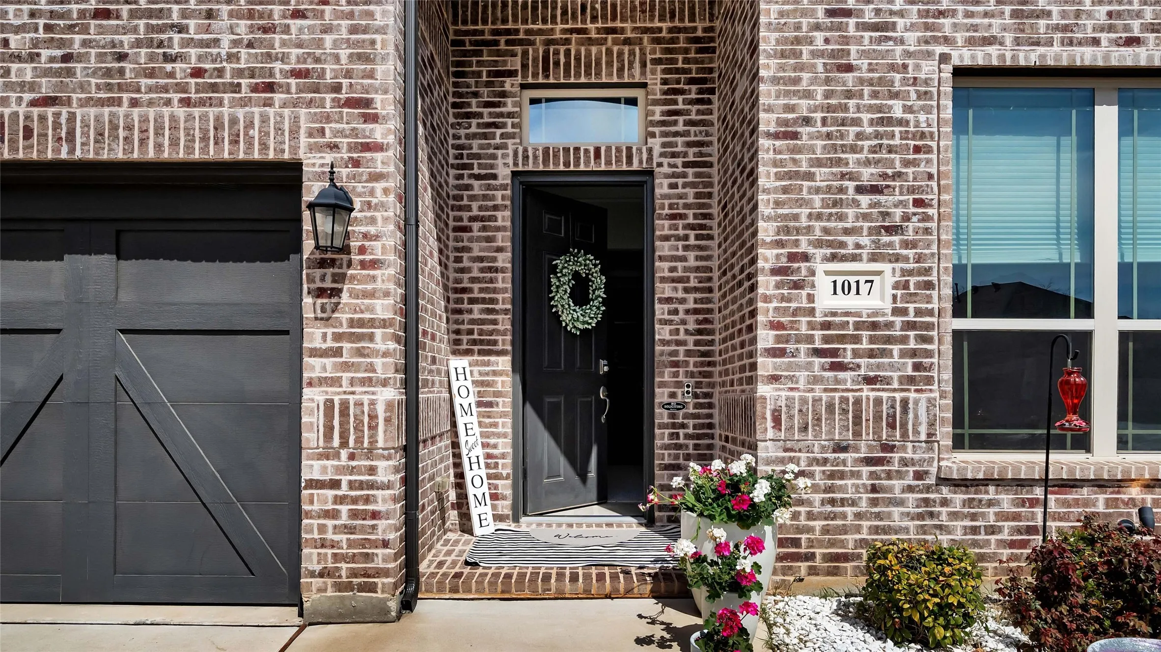 Single Family Residence For Sale in Denton County , 1017 Wrenwood Drive, Justin, Texas 76247, 4 Bedroom, 4 Bathroom, 2 Garage spaces, 3,835 Sqft, built in 2020, mls#21258218, Real Estate Agent in Justin, Homes For Sale in Denton county, Homes For Sale in Justin, Realtor in Justin Texas, Real Estate Brokerage Independent Realty Texas, Luminita Cordes Realtor