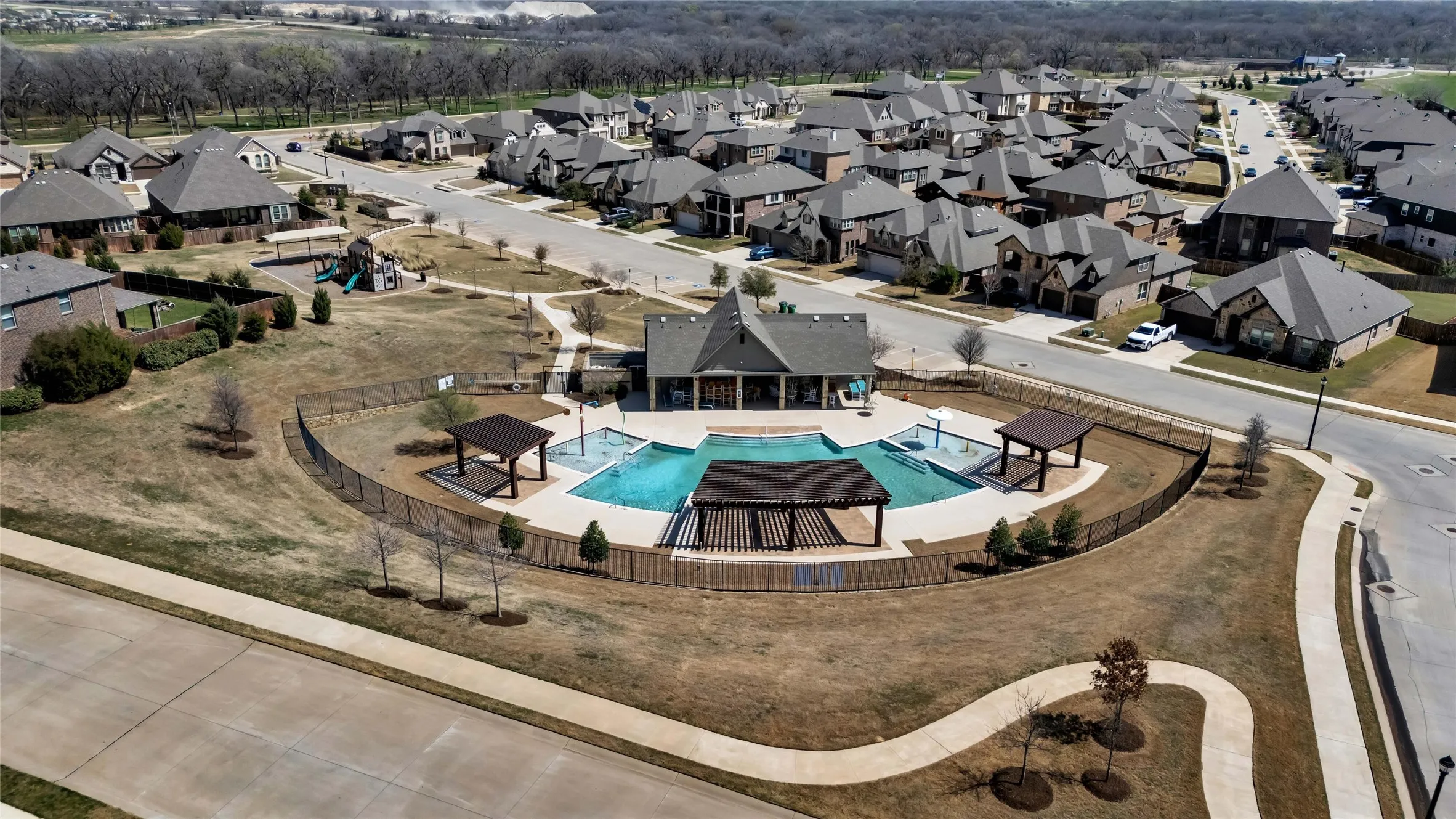 Single Family Residence For Sale in Denton County , 1017 Wrenwood Drive, Justin, Texas 76247, 4 Bedroom, 4 Bathroom, 2 Garage spaces, 3,835 Sqft, built in 2020, mls#21258218, Real Estate Agent in Justin, Homes For Sale in Denton county, Homes For Sale in Justin, Realtor in Justin Texas, Real Estate Brokerage Independent Realty Texas, Luminita Cordes Realtor