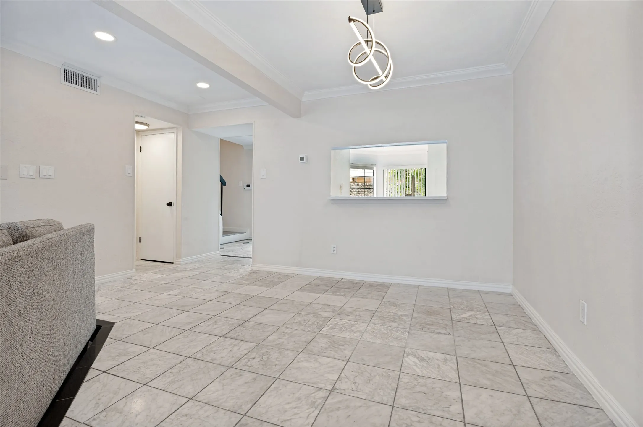 Condominium For Sale in Dallas County , 4280 Cuesta Drive, Irving, Texas 75038, 3 Bedrooms, 3 Bathrooms, 2 Garage spaces, 1,461 Sqft, built in 1981, Price $319,900, mls#21252550, Real Estate Agent in Irving, Homes For Sale in Dallas county, Homes For Sale in Irving, Realtor in Irving Texas, Real Estate Brokerage Independent Realty Texas, Luminita Cordes Realtor