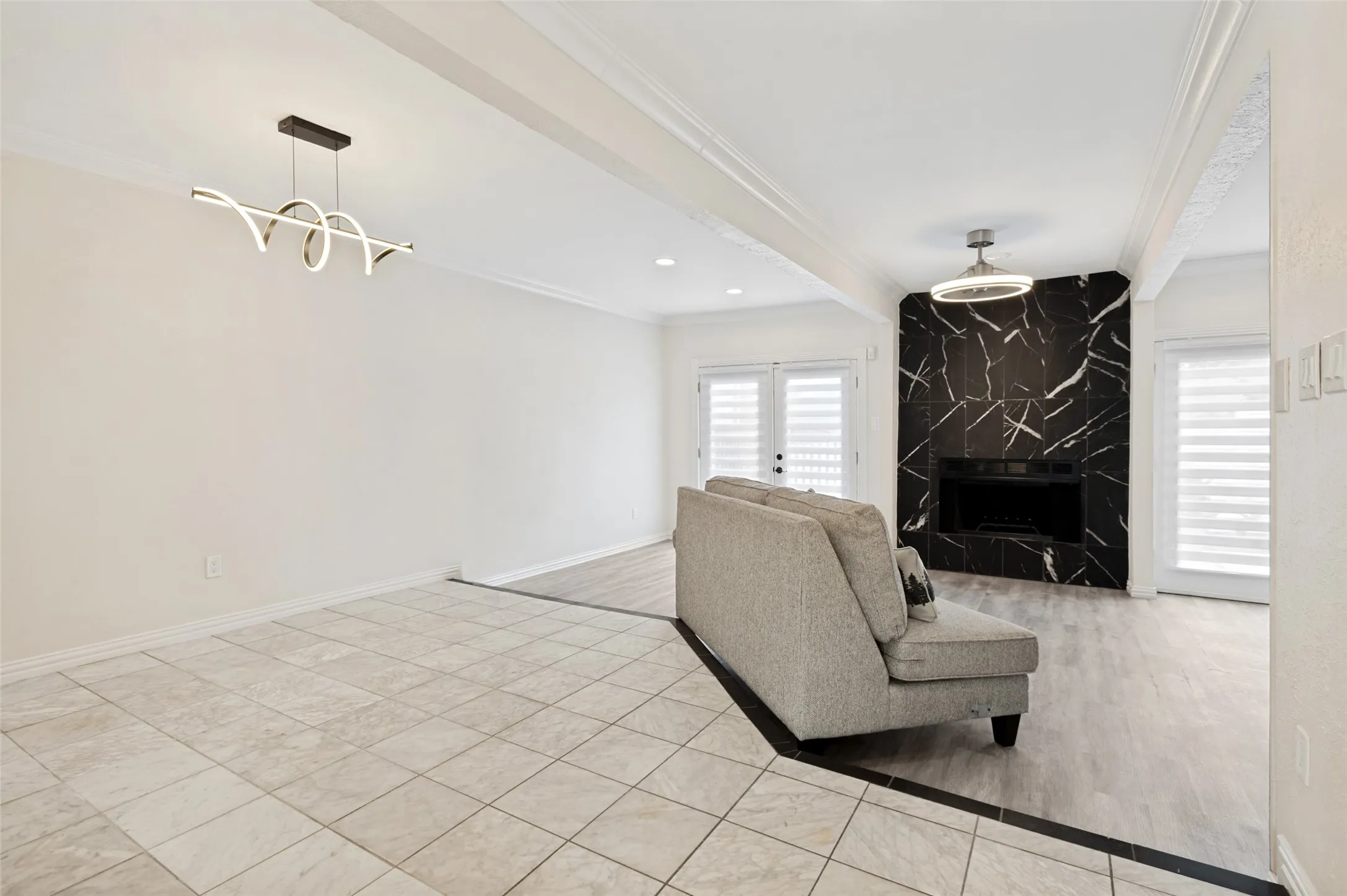 Condominium For Sale in Dallas County , 4280 Cuesta Drive, Irving, Texas 75038, 3 Bedrooms, 3 Bathrooms, 2 Garage spaces, 1,461 Sqft, built in 1981, Price $319,900, mls#21252550, Real Estate Agent in Irving, Homes For Sale in Dallas county, Homes For Sale in Irving, Realtor in Irving Texas, Real Estate Brokerage Independent Realty Texas, Luminita Cordes Realtor