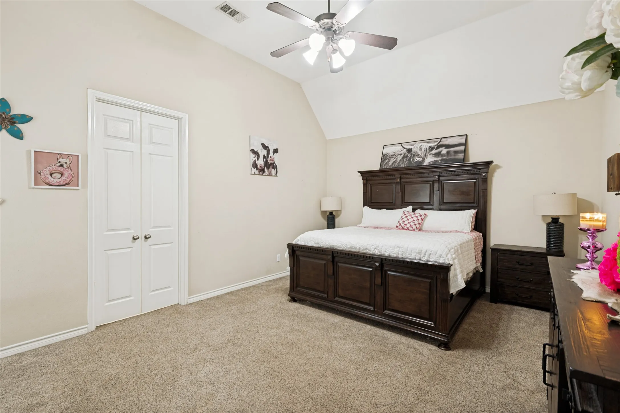 Single Family Residence For Sale in Denton County , 13348 Mondovi Drive, Frisco, Texas 75033, 3 Bedroom, 2 Bathroom, 2 Garage spaces, 2,050 Sqft, built in 2003, Price $470,000, mls#21258255, Real Estate Agent in Frisco, Homes For Sale in Denton county, Homes For Sale in Frisco, Realtor in Frisco Texas, Real Estate Brokerage Independent Realty Texas, Luminita Cordes Realtor