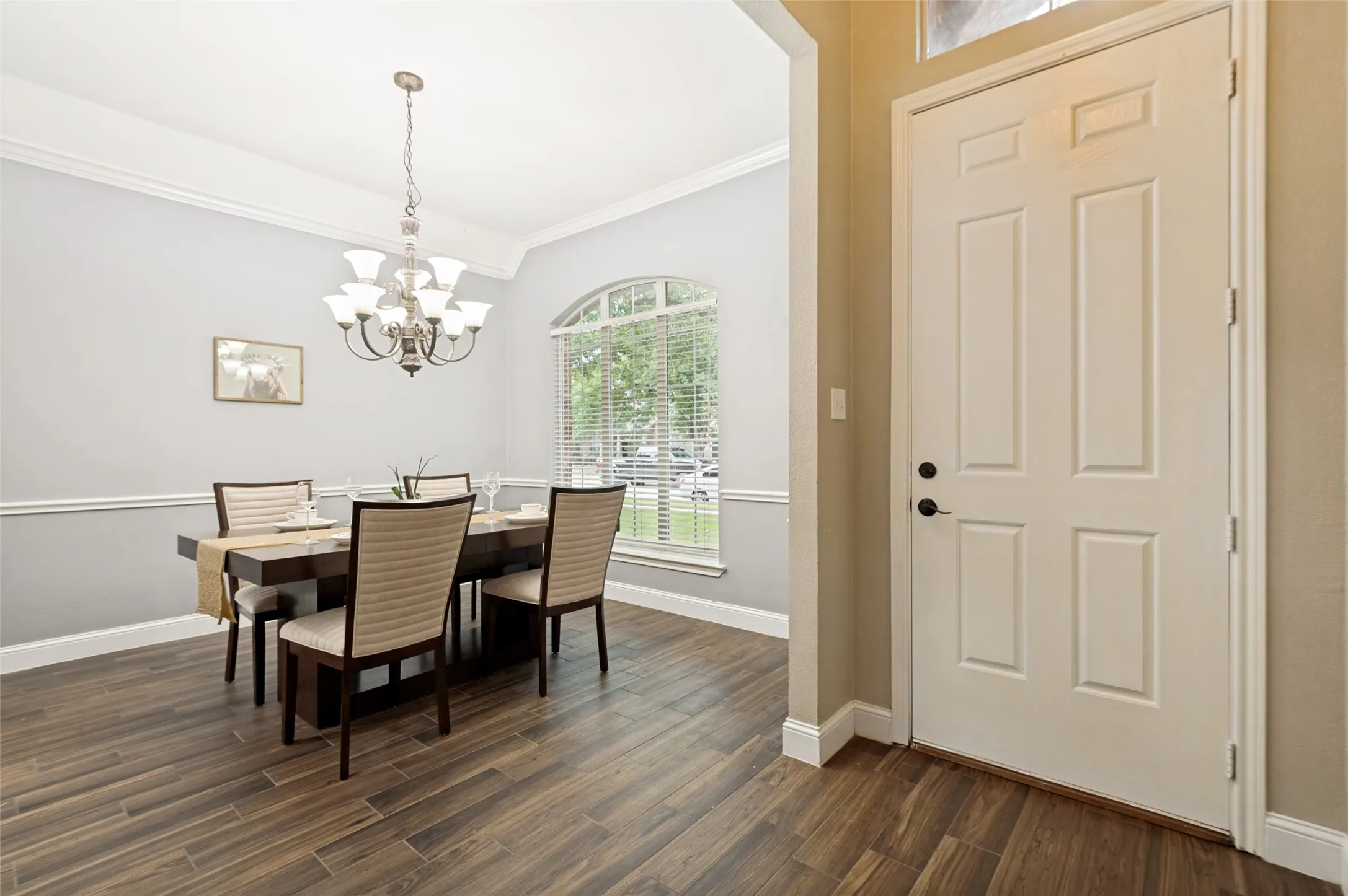 Single Family Residence For Sale in Denton County , 13348 Mondovi Drive, Frisco, Texas 75033, 3 Bedroom, 2 Bathroom, 2 Garage spaces, 2,050 Sqft, built in 2003, Price $470,000, mls#21258255, Real Estate Agent in Frisco, Homes For Sale in Denton county, Homes For Sale in Frisco, Realtor in Frisco Texas, Real Estate Brokerage Independent Realty Texas, Luminita Cordes Realtor