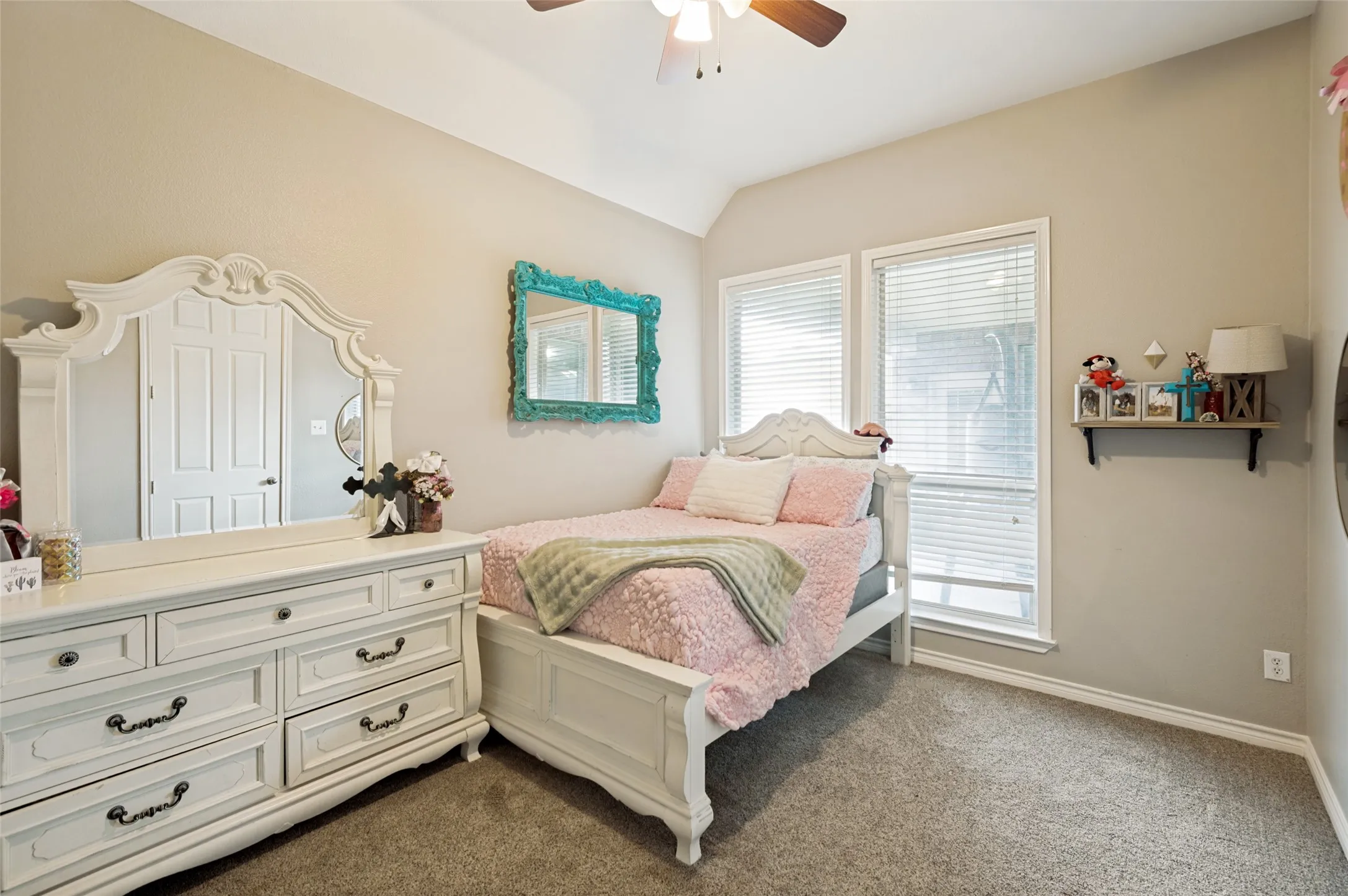 Single Family Residence For Sale in Denton County , 13348 Mondovi Drive, Frisco, Texas 75033, 3 Bedroom, 2 Bathroom, 2 Garage spaces, 2,050 Sqft, built in 2003, Price $470,000, mls#21258255, Real Estate Agent in Frisco, Homes For Sale in Denton county, Homes For Sale in Frisco, Realtor in Frisco Texas, Real Estate Brokerage Independent Realty Texas, Luminita Cordes Realtor