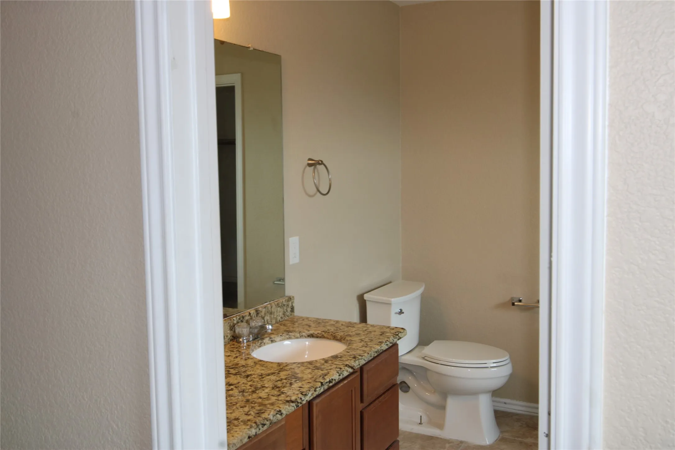 Single Family Residence For Rent in Johnson County , 2435 Castle Pines Drive, Burleson, Texas 76028, 4 Bedroom, 3 Bathroom, 2 Garage spaces, 3,064 Sqft, built in 2007, mls#21256322, Real Estate Agent in Burleson, Homes For Rent in Johnson county, Homes For Rent in Burleson, Realtor in Burleson Texas, Real Estate Brokerage Independent Realty Texas, Luminita Cordes Realtor
