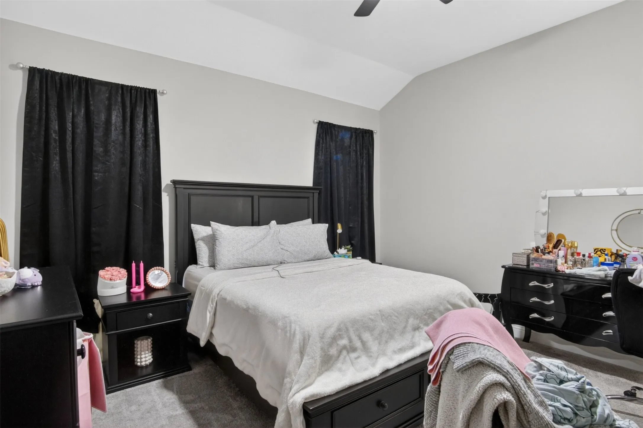 Single Family Residence For Sale in Collin County , 6210 Claridge Lane, Frisco, Texas 75035, 5 Bedrooms, 6 Bathrooms, 3 Garage spaces, 4,621 Sqft, built in 2019, Preowned, Price $1,325,000, mls#21258273, Real Estate Agent in Frisco, Homes For Sale in Collin county, Homes For Sale in Frisco, Realtor in Frisco Texas, Real Estate Brokerage Independent Realty Texas, Luminita Cordes Realtor