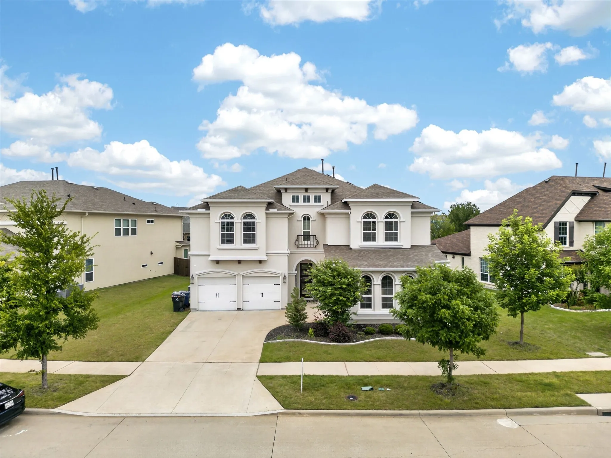 Single Family Residence For Sale in Collin County , 6210 Claridge Lane, Frisco, Texas 75035, 5 Bedrooms, 6 Bathrooms, 3 Garage spaces, 4,621 Sqft, built in 2019, Preowned, Price $1,325,000, mls#21258273, Real Estate Agent in Frisco, Homes For Sale in Collin county, Homes For Sale in Frisco, Realtor in Frisco Texas, Real Estate Brokerage Independent Realty Texas, Luminita Cordes Realtor