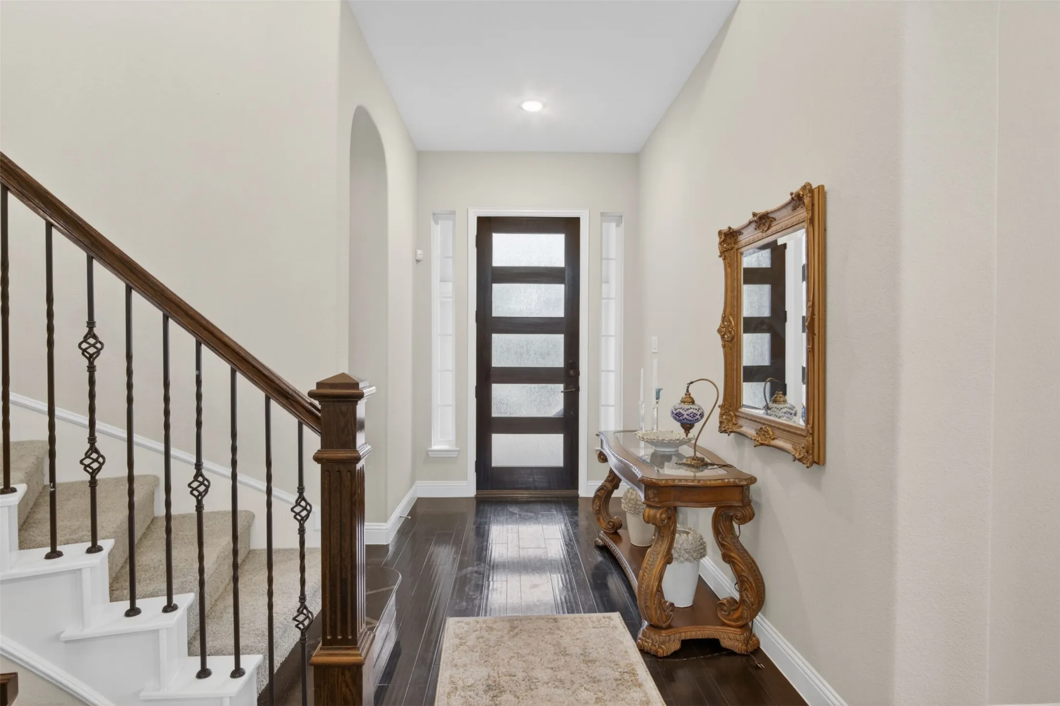 Single Family Residence For Sale in Collin County , 6210 Claridge Lane, Frisco, Texas 75035, 5 Bedrooms, 6 Bathrooms, 3 Garage spaces, 4,621 Sqft, built in 2019, Preowned, Price $1,325,000, mls#21258273, Real Estate Agent in Frisco, Homes For Sale in Collin county, Homes For Sale in Frisco, Realtor in Frisco Texas, Real Estate Brokerage Independent Realty Texas, Luminita Cordes Realtor