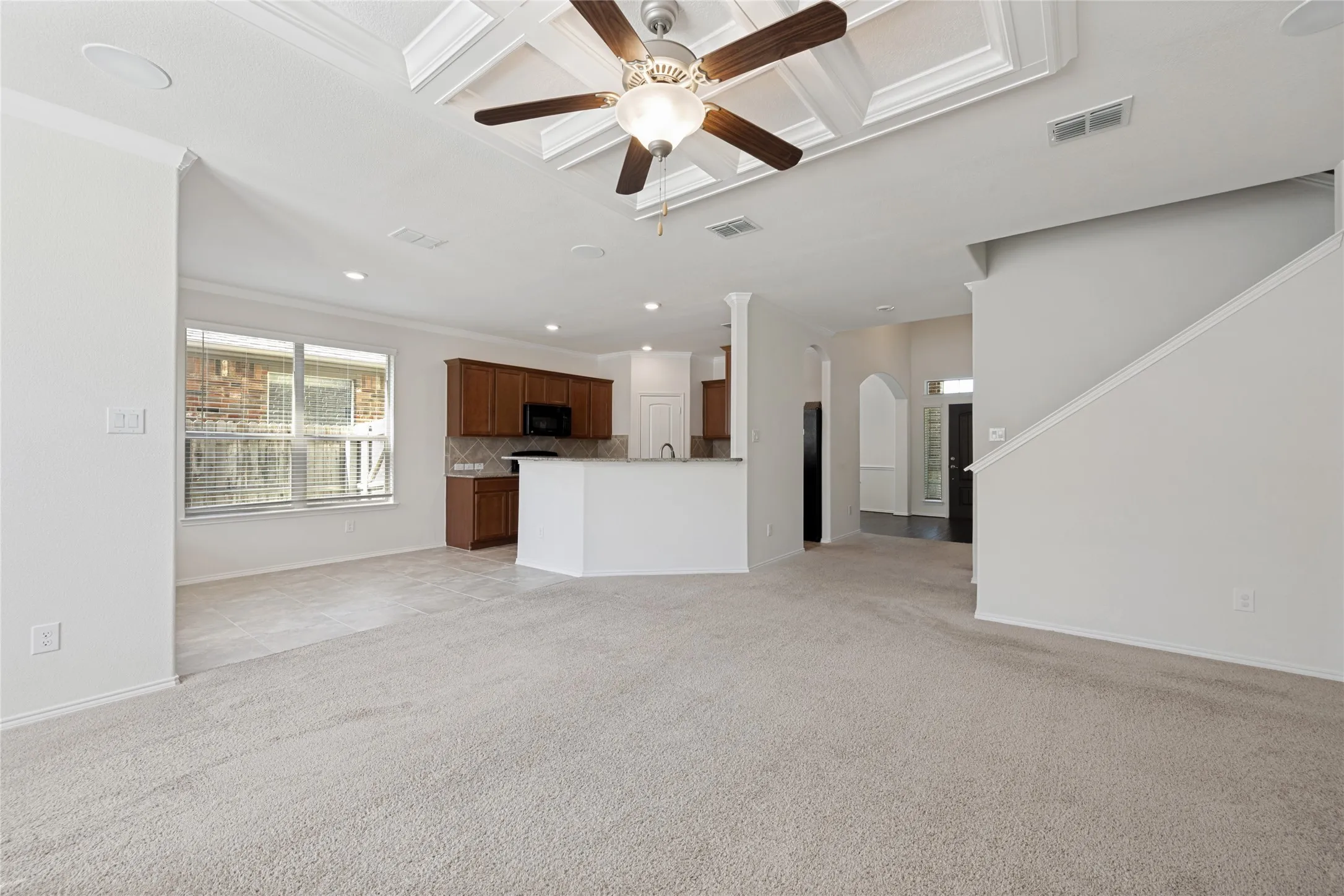 Single Family Residence For Sale in Tarrant County , 13216 Ragged Spur Court, Fort Worth, Texas 76052, 4 Bedroom, 4 Bathroom, 2 Garage spaces, 2,515 Sqft, built in 2010, mls#21258278, Real Estate Agent in Fort Worth, Homes For Sale in Tarrant county, Homes For Sale in Fort Worth, Realtor in Fort Worth Texas, Real Estate Brokerage Independent Realty Texas, Luminita Cordes Realtor