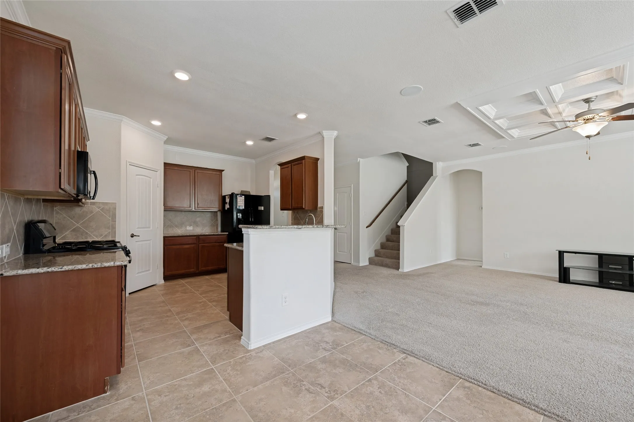 Single Family Residence For Sale in Tarrant County , 13216 Ragged Spur Court, Fort Worth, Texas 76052, 4 Bedroom, 4 Bathroom, 2 Garage spaces, 2,515 Sqft, built in 2010, mls#21258278, Real Estate Agent in Fort Worth, Homes For Sale in Tarrant county, Homes For Sale in Fort Worth, Realtor in Fort Worth Texas, Real Estate Brokerage Independent Realty Texas, Luminita Cordes Realtor