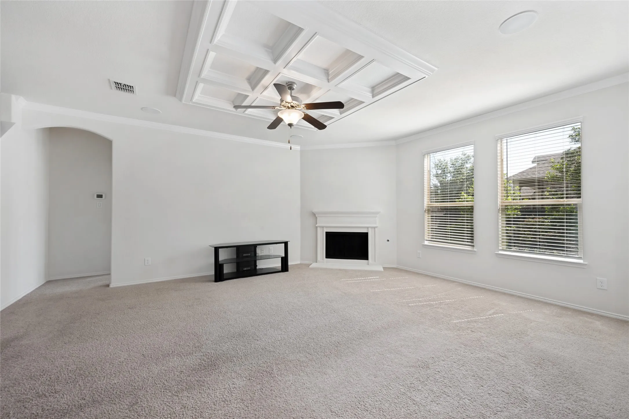 Single Family Residence For Sale in Tarrant County , 13216 Ragged Spur Court, Fort Worth, Texas 76052, 4 Bedroom, 4 Bathroom, 2 Garage spaces, 2,515 Sqft, built in 2010, mls#21258278, Real Estate Agent in Fort Worth, Homes For Sale in Tarrant county, Homes For Sale in Fort Worth, Realtor in Fort Worth Texas, Real Estate Brokerage Independent Realty Texas, Luminita Cordes Realtor