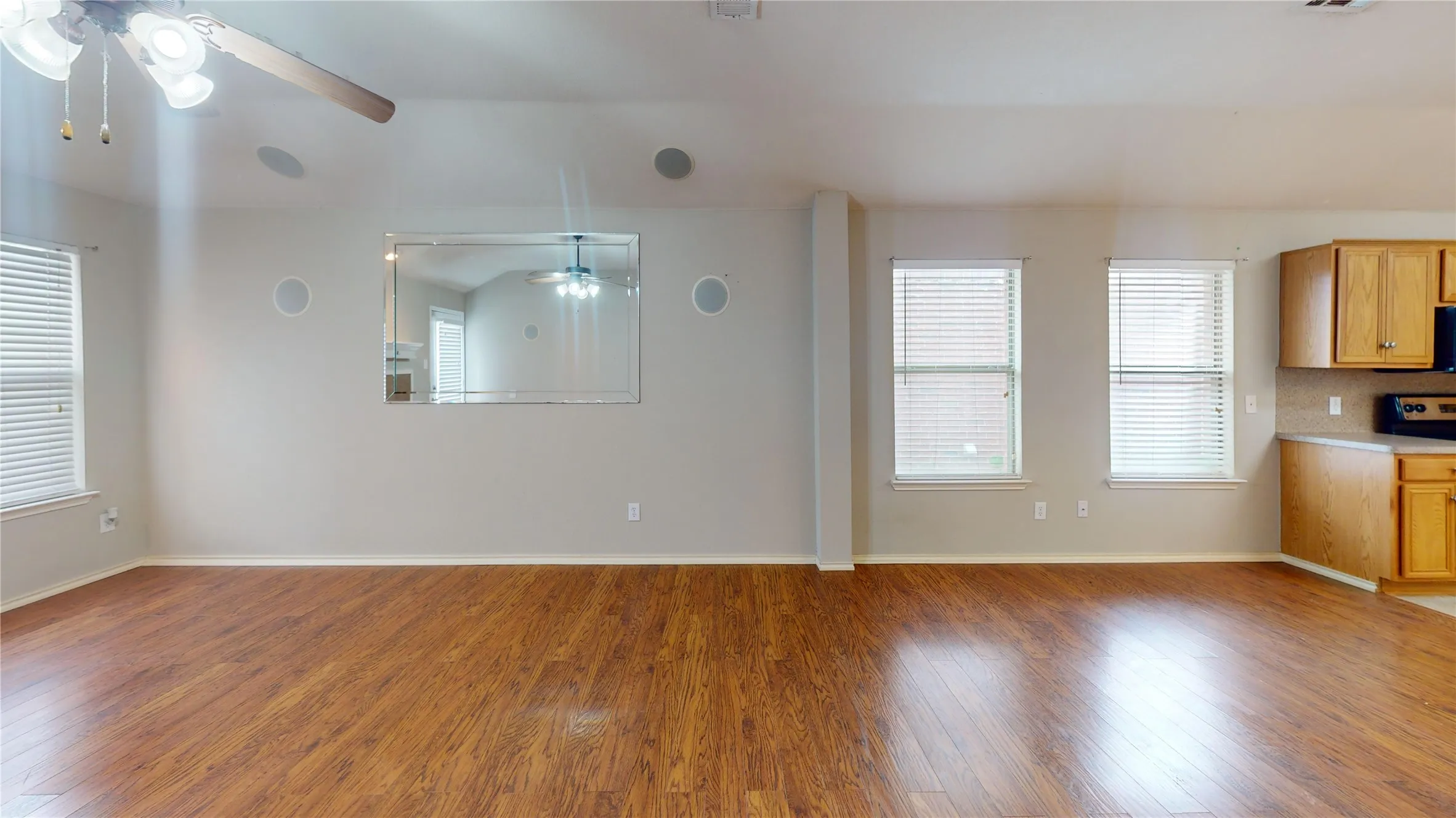 Single Family Residence For Rent in Collin County , 501 Kaie Teur Drive, Anna, Texas 75409, 3 Bedroom, 2 Bathroom, 2 Garage spaces, 1,737 Sqft, built in 2004, mls#21258286, Real Estate Agent in Anna, Homes For Rent in Collin county, Homes For Rent in Anna, Realtor in Anna Texas, Real Estate Brokerage Independent Realty Texas, Luminita Cordes Realtor