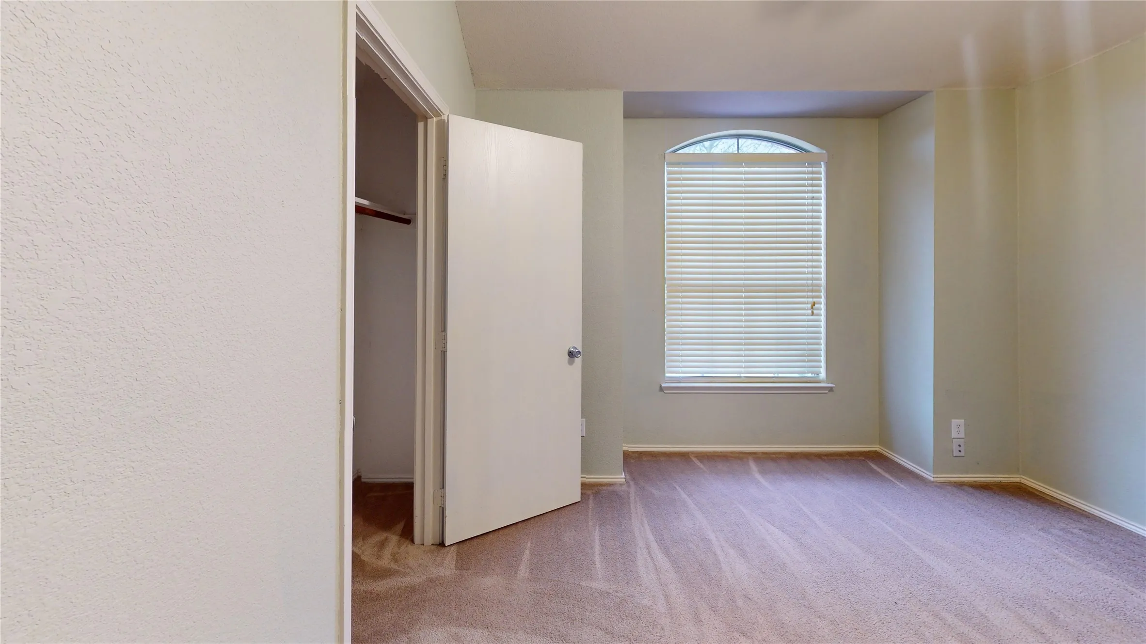 Single Family Residence For Rent in Collin County , 501 Kaie Teur Drive, Anna, Texas 75409, 3 Bedroom, 2 Bathroom, 2 Garage spaces, 1,737 Sqft, built in 2004, mls#21258286, Real Estate Agent in Anna, Homes For Rent in Collin county, Homes For Rent in Anna, Realtor in Anna Texas, Real Estate Brokerage Independent Realty Texas, Luminita Cordes Realtor