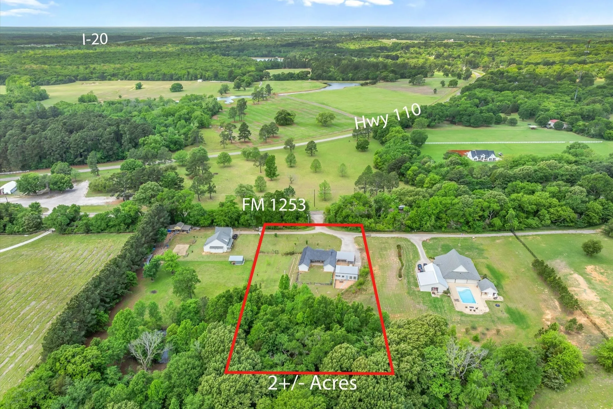 Single Family Residence For Sale in Smith County , 17370 Fm 1253, Lindale, Texas 75771, 4 Bedrooms, 3 Bathrooms, Garage spaces, 2,356 Sqft, built in 2019, Preowned, Price $560,000, mls#21239992, Real Estate Agent in Lindale, Homes For Sale in Smith county, Homes For Sale in Lindale, Realtor in Lindale Texas, Real Estate Brokerage Independent Realty Texas, Luminita Cordes Realtor
