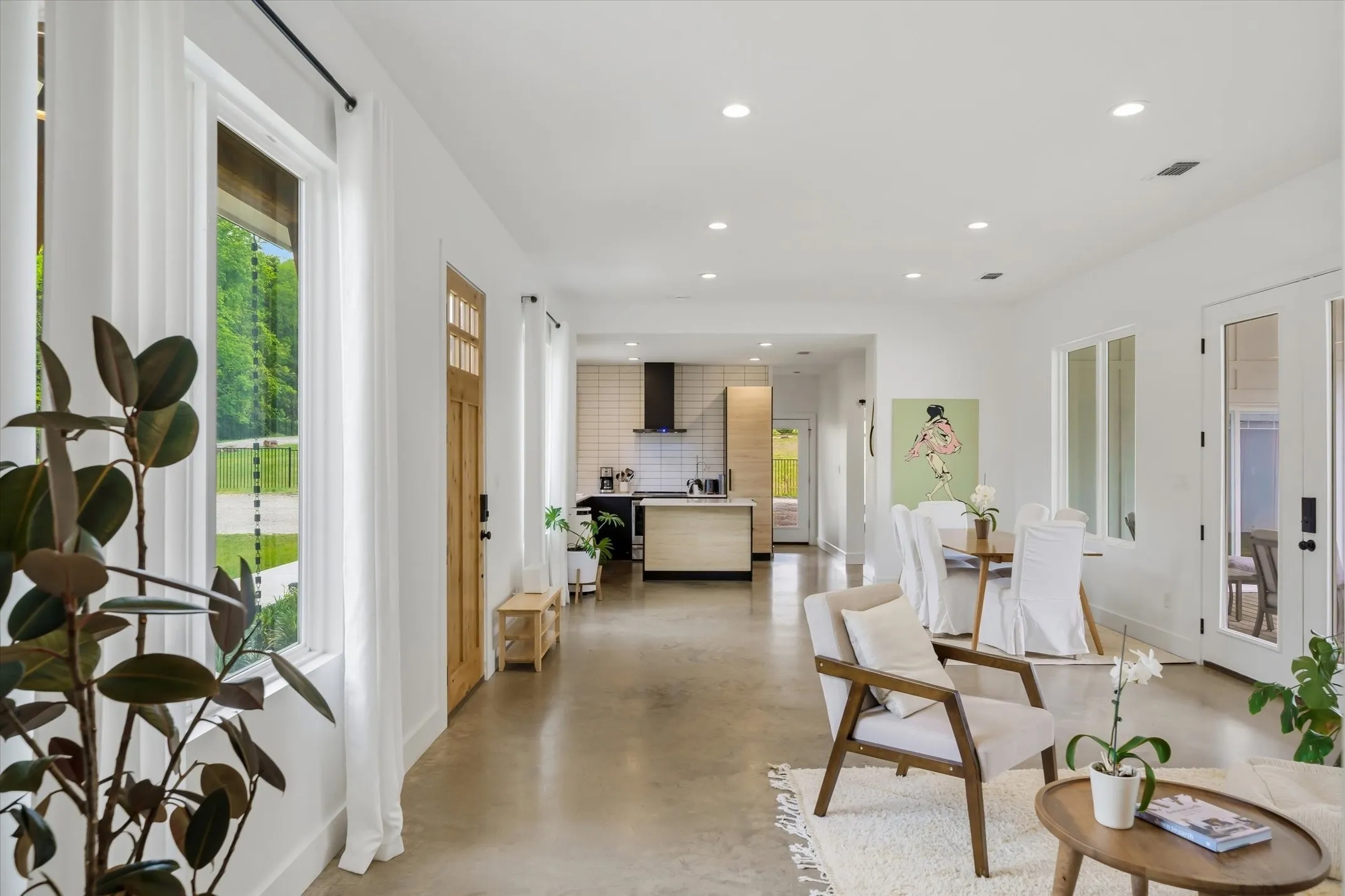 Single Family Residence For Sale in Smith County , 17370 Fm 1253, Lindale, Texas 75771, 4 Bedrooms, 3 Bathrooms, Garage spaces, 2,356 Sqft, built in 2019, Preowned, Price $560,000, mls#21239992, Real Estate Agent in Lindale, Homes For Sale in Smith county, Homes For Sale in Lindale, Realtor in Lindale Texas, Real Estate Brokerage Independent Realty Texas, Luminita Cordes Realtor