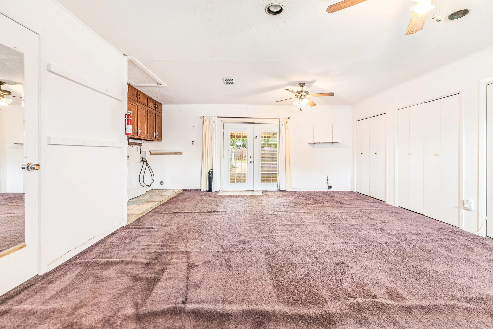 Single Family Residence For Sale in Dallas County , 3705 Flamingo Lane, Irving, Texas 75062, 4 Bedroom, 2 Bathroom, Garage spaces, 1,749 Sqft, built in 1967, mls#21258315, Real Estate Agent in Irving, Homes For Sale in Dallas county, Homes For Sale in Irving, Realtor in Irving Texas, Real Estate Brokerage Independent Realty Texas, Luminita Cordes Realtor