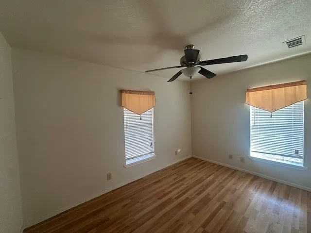 Single Family Residence For Sale in Jack County , 530 Richardson Street, Jacksboro, Texas 76458, 4 Bedroom, 2 Bathroom, 2 Garage spaces, 1,732 Sqft, built in 1955, mls#21253852, Real Estate Agent in Jacksboro, Homes For Sale in Jack county, Homes For Sale in Jacksboro, Realtor in Jacksboro Texas, Real Estate Brokerage Independent Realty Texas, Luminita Cordes Realtor