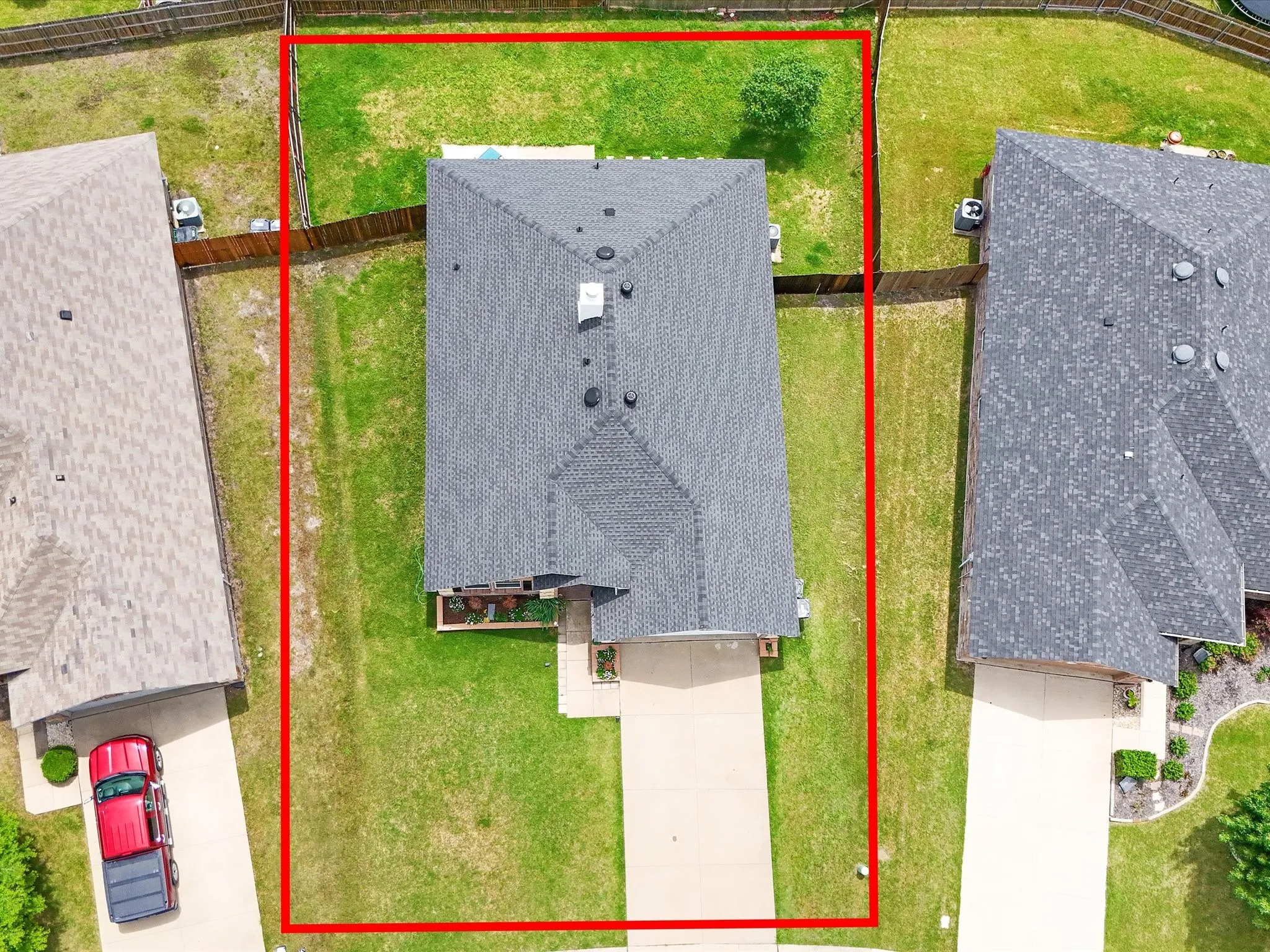 Single Family Residence For Sale in Rockwall County , 14 Vervain Drive, Fate, Texas 75087, 3 Bedrooms, 2 Bathrooms, 2 Garage spaces, 1,673 Sqft, built in 2011, Price $250,000, mls#21256040, Real Estate Agent in Fate, Homes For Sale in Rockwall county, Homes For Sale in Fate, Realtor in Fate Texas, Real Estate Brokerage Independent Realty Texas, Luminita Cordes Realtor