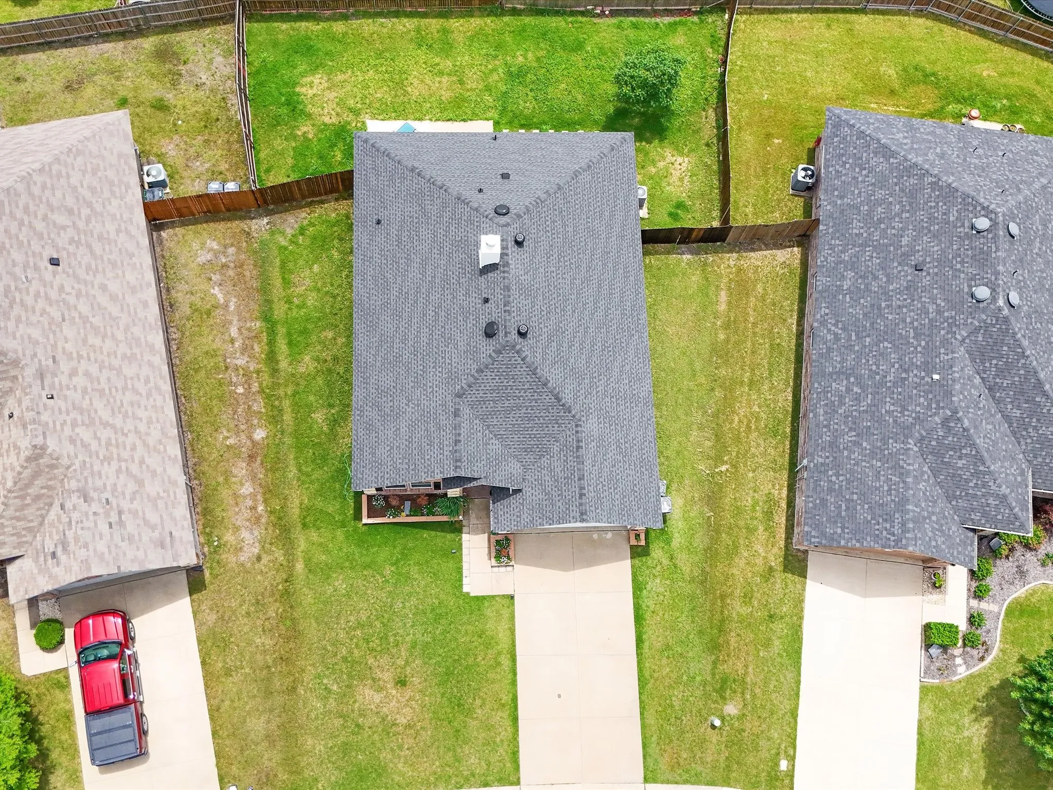 Single Family Residence For Sale in Rockwall County , 14 Vervain Drive, Fate, Texas 75087, 3 Bedrooms, 2 Bathrooms, 2 Garage spaces, 1,673 Sqft, built in 2011, Price $250,000, mls#21256040, Real Estate Agent in Fate, Homes For Sale in Rockwall county, Homes For Sale in Fate, Realtor in Fate Texas, Real Estate Brokerage Independent Realty Texas, Luminita Cordes Realtor