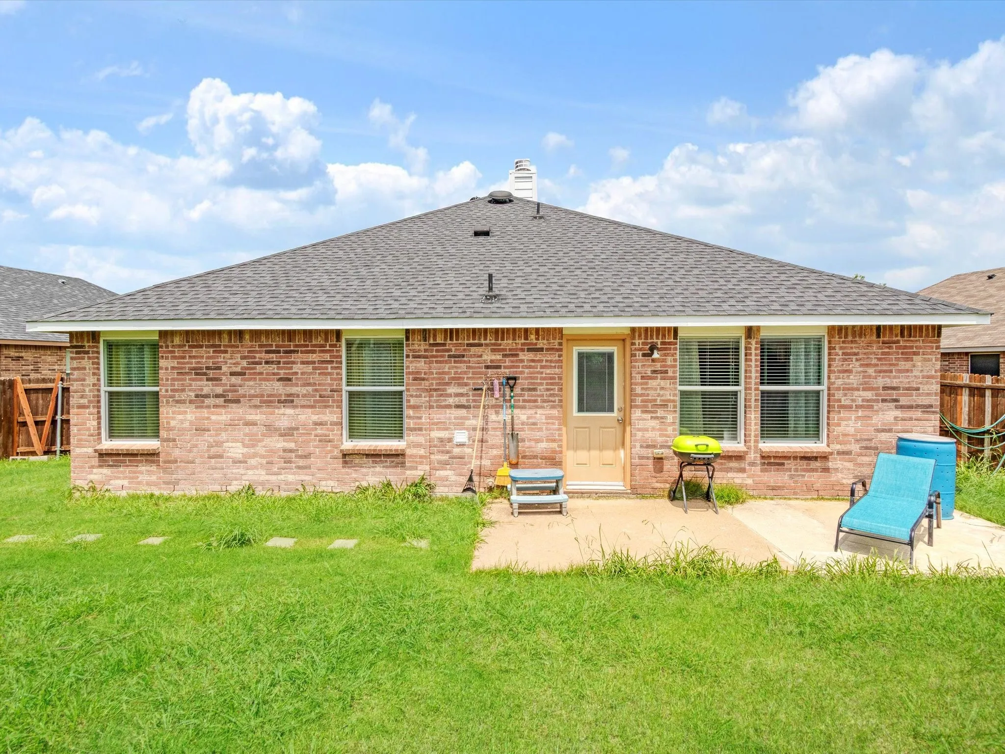 Single Family Residence For Sale in Rockwall County , 14 Vervain Drive, Fate, Texas 75087, 3 Bedrooms, 2 Bathrooms, 2 Garage spaces, 1,673 Sqft, built in 2011, Price $250,000, mls#21256040, Real Estate Agent in Fate, Homes For Sale in Rockwall county, Homes For Sale in Fate, Realtor in Fate Texas, Real Estate Brokerage Independent Realty Texas, Luminita Cordes Realtor