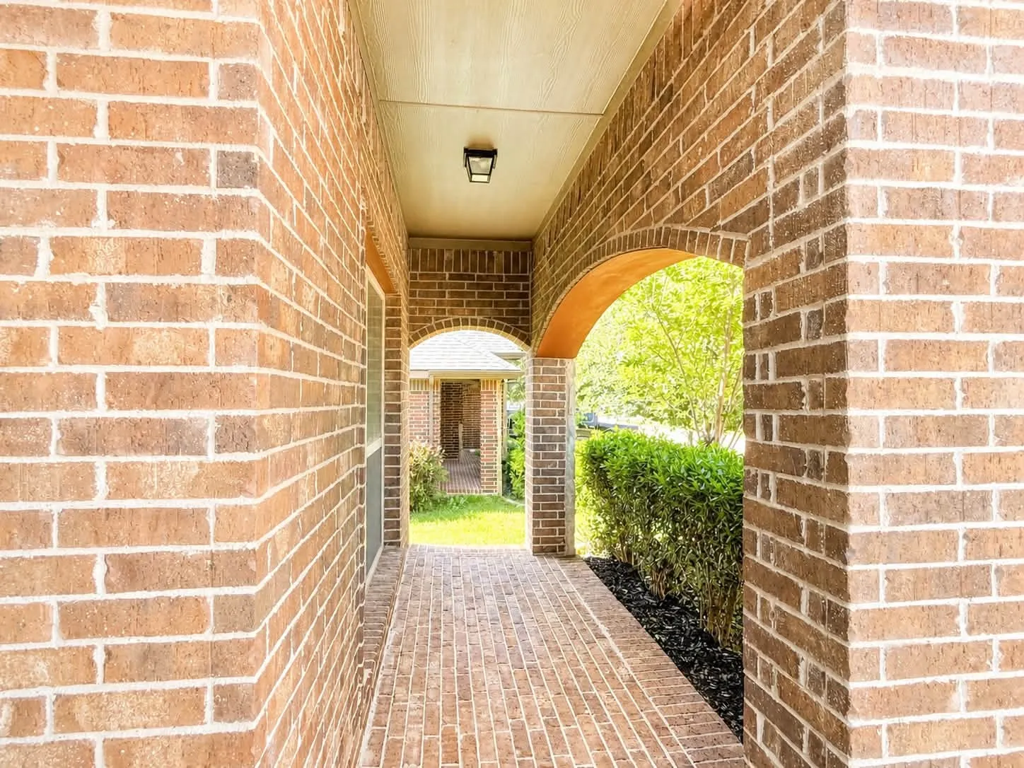 Single Family Residence For Rent in Tarrant County , 9505 Cypress Lake Drive, Fort Worth, Texas 76036, 3 Bedrooms, 2 Bathrooms, 3 Garage spaces, 2,028 Sqft, built in 2014, Preowned, Price $2,540, mls#21258349, Real Estate Agent in Fort Worth, Homes For Rent in Tarrant county, Homes For Rent in Fort Worth, Realtor in Fort Worth Texas, Real Estate Brokerage Independent Realty Texas, Luminita Cordes Realtor