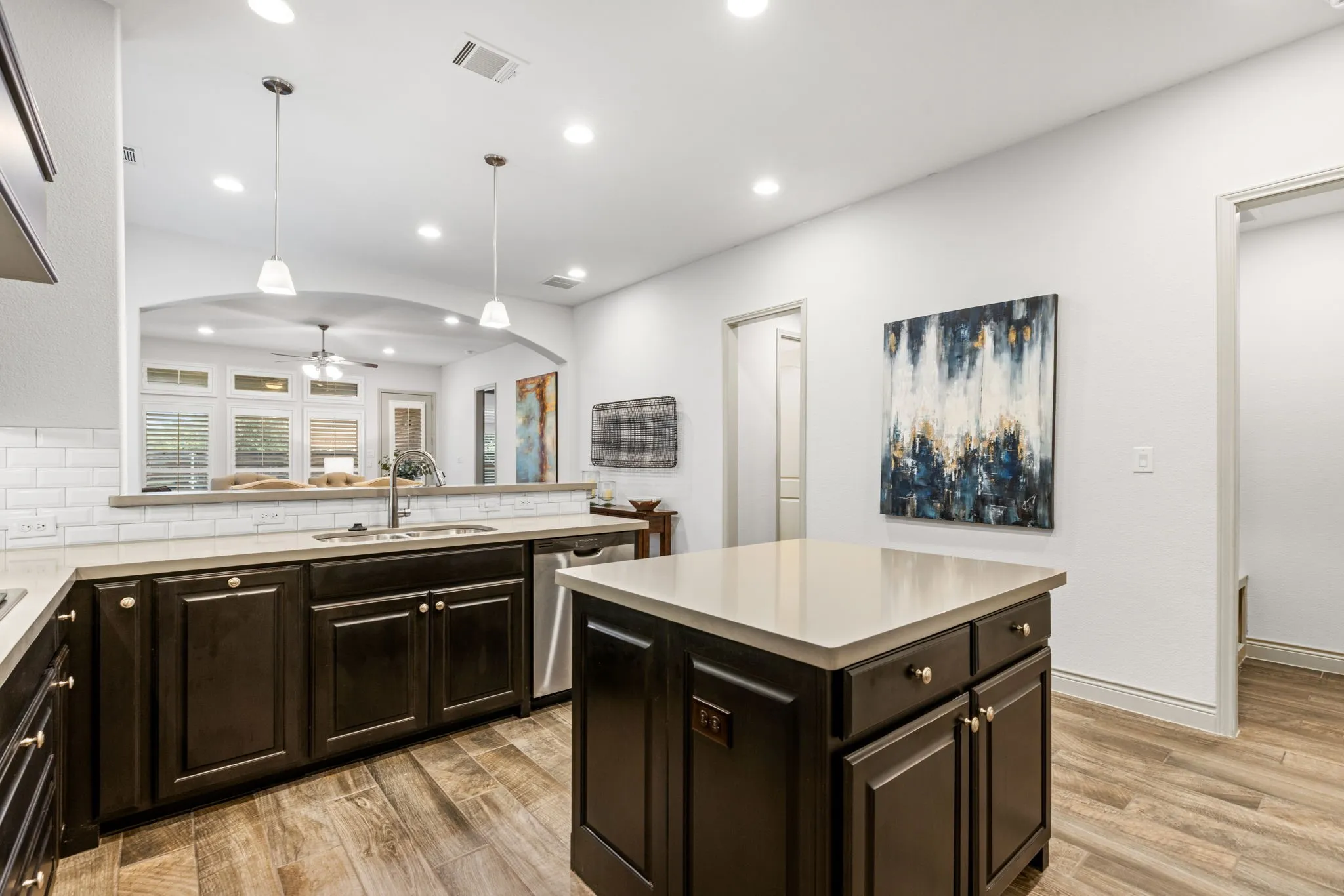 Single Family Residence For Sale in Collin County , 8604 Holliday Creek Way, Mc Kinney, Texas 75071, 3 Bedroom, 2 Bathroom, 2 Garage spaces, 1,986 Sqft, built in 2018, mls#21256728, Real Estate Agent in Mc Kinney, Homes For Sale in Collin county, Homes For Sale in Mc Kinney, Realtor in Mc Kinney Texas, Real Estate Brokerage Independent Realty Texas, Luminita Cordes Realtor