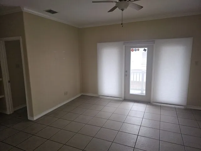 Townhouse For Sale in Nueces County , 14422 Verdemar Drive 302, Corpus Christi, Texas 78418, 3 Bedroom, 3 Bathroom, 2 Garage spaces, 1,694 Sqft, built in 2006, Preowned, Price $209,160, mls#21258421, Real Estate Agent in Corpus Christi, Homes For Sale in Nueces county, Homes For Sale in Corpus Christi, Realtor in Corpus Christi Texas, Real Estate Brokerage Independent Realty Texas, Luminita Cordes Realtor