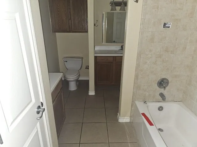Townhouse For Sale in Nueces County , 14422 Verdemar Drive 302, Corpus Christi, Texas 78418, 3 Bedroom, 3 Bathroom, 2 Garage spaces, 1,694 Sqft, built in 2006, Preowned, Price $209,160, mls#21258421, Real Estate Agent in Corpus Christi, Homes For Sale in Nueces county, Homes For Sale in Corpus Christi, Realtor in Corpus Christi Texas, Real Estate Brokerage Independent Realty Texas, Luminita Cordes Realtor
