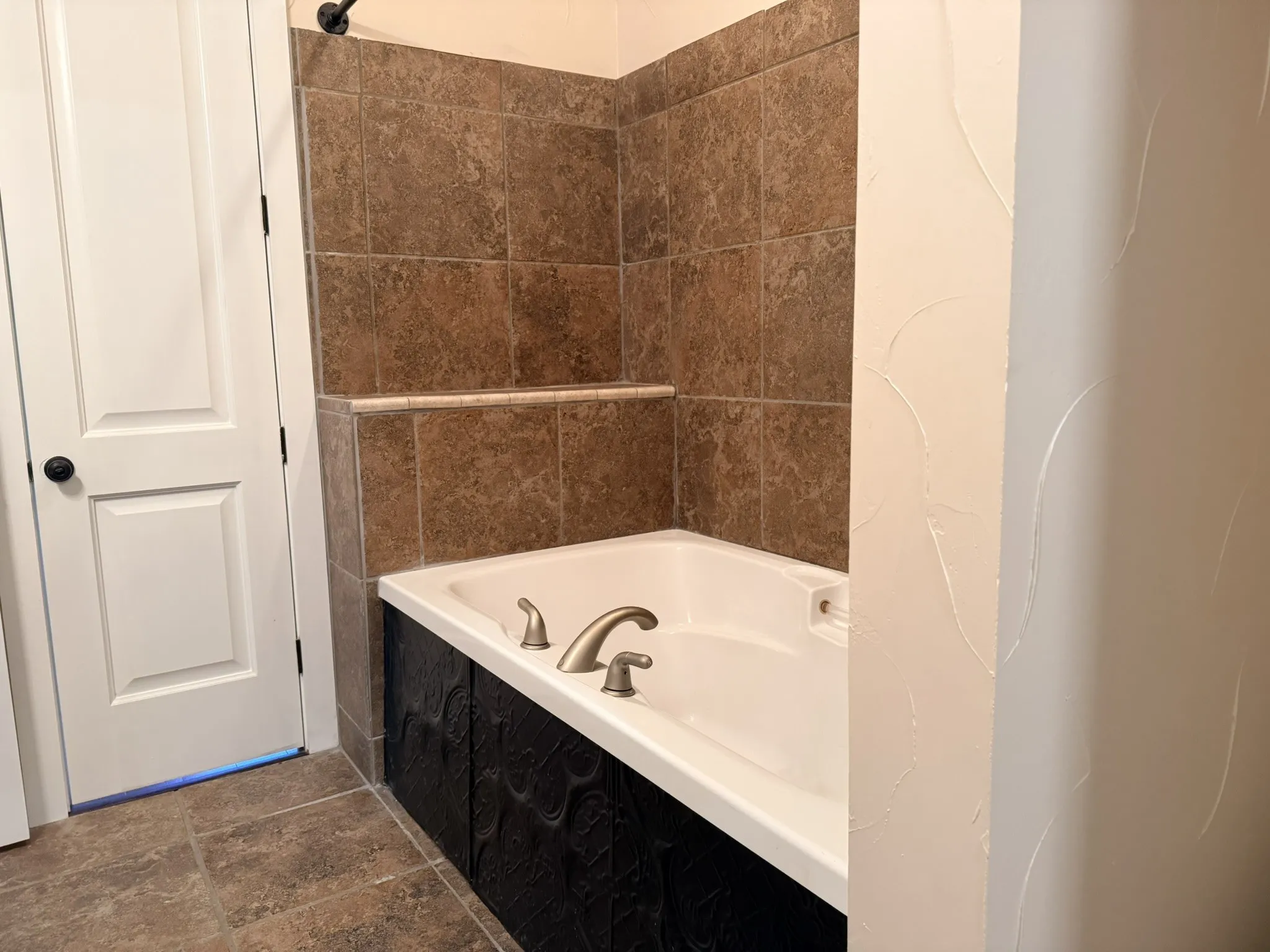 guest bathroom jack and jill
