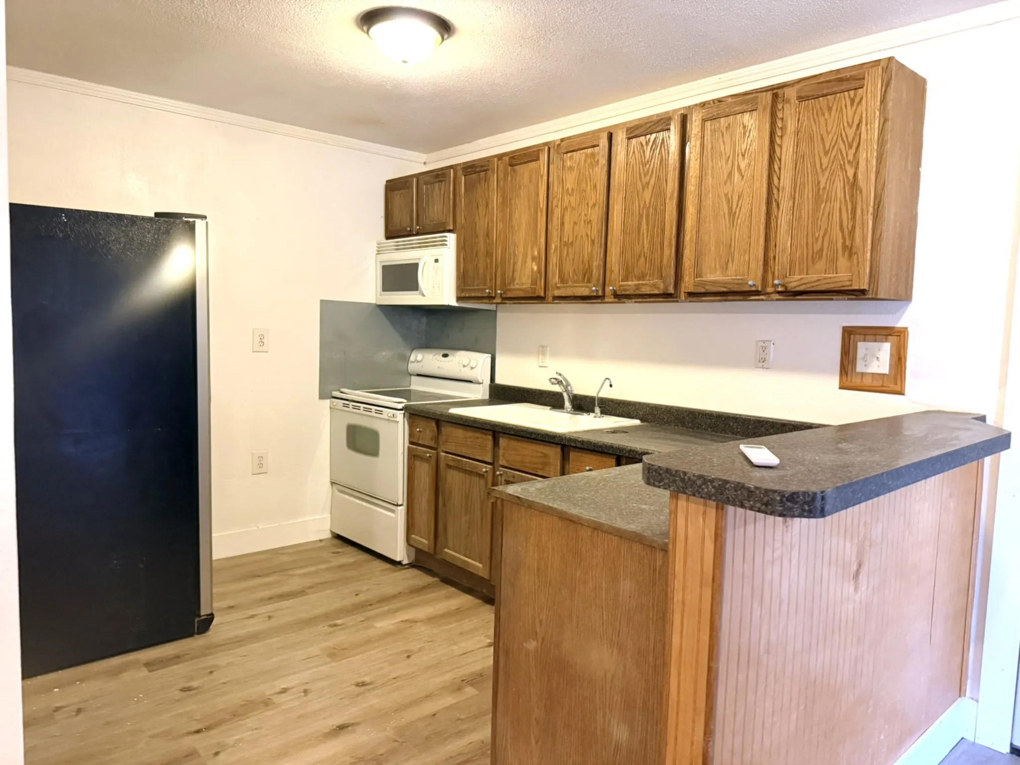 guest quarters kitchen