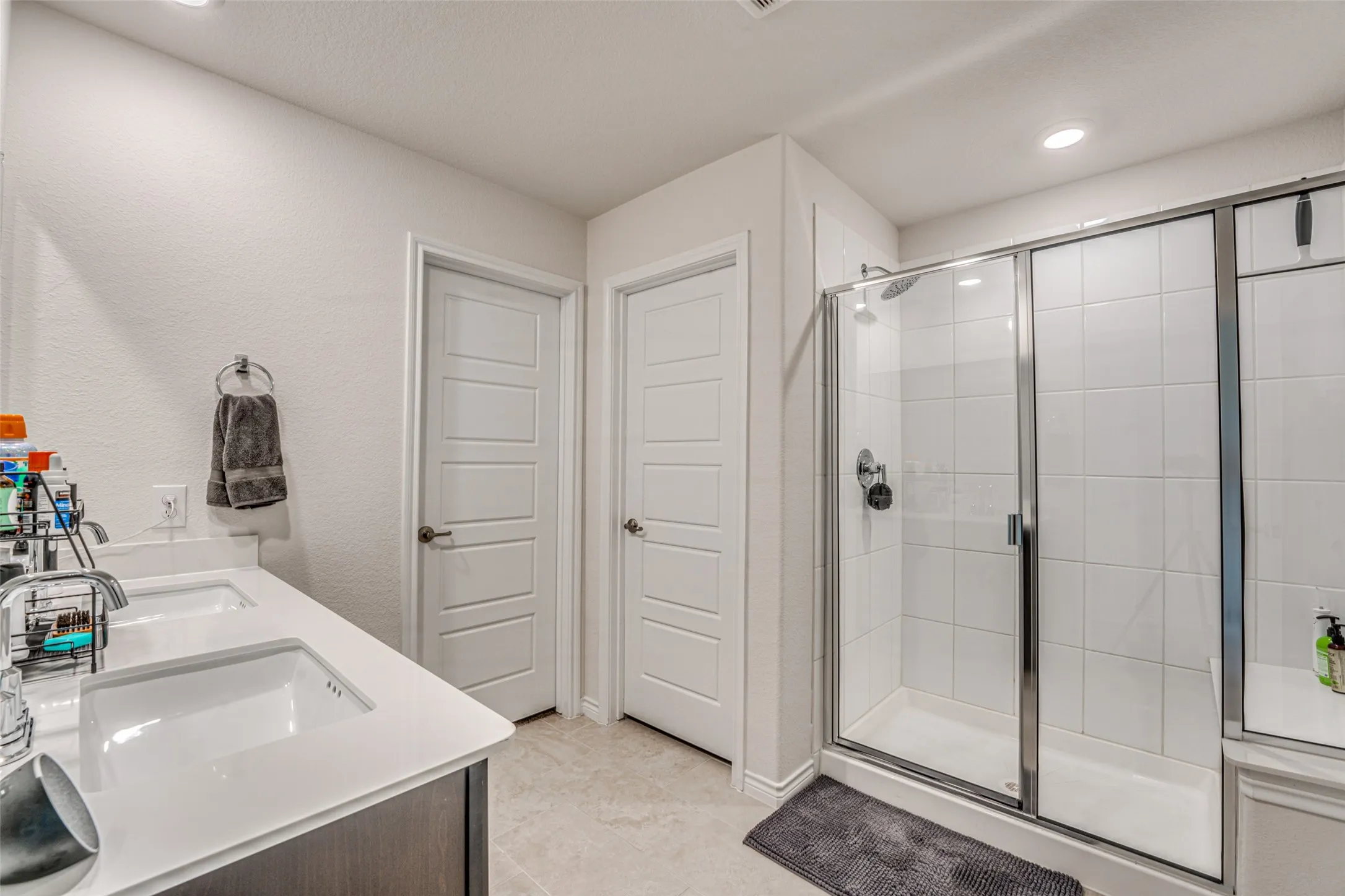 Single Family Residence For Sale in Collin County , 3821 KENWORTH Lane, Mc Kinney, Texas 75071, 3 Bedroom, 2 Bathroom, 2 Garage spaces, 1,479 Sqft, built in 2024, mls#21258203, Real Estate Agent in Mc Kinney, Homes For Sale in Collin county, Homes For Sale in Mc Kinney, Realtor in Mc Kinney Texas, Real Estate Brokerage Independent Realty Texas, Luminita Cordes Realtor