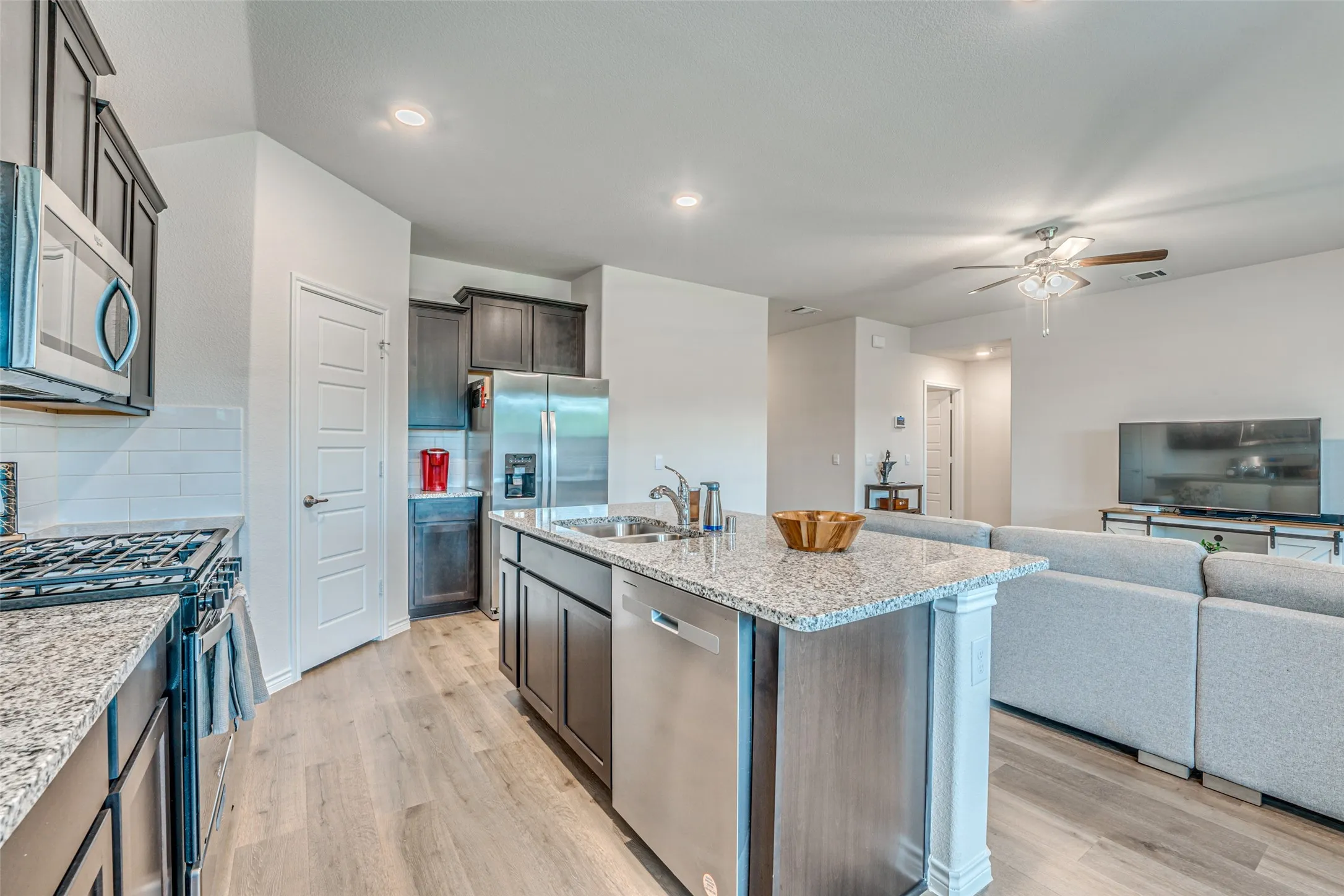 Single Family Residence For Sale in Collin County , 3821 KENWORTH Lane, Mc Kinney, Texas 75071, 3 Bedroom, 2 Bathroom, 2 Garage spaces, 1,479 Sqft, built in 2024, mls#21258203, Real Estate Agent in Mc Kinney, Homes For Sale in Collin county, Homes For Sale in Mc Kinney, Realtor in Mc Kinney Texas, Real Estate Brokerage Independent Realty Texas, Luminita Cordes Realtor