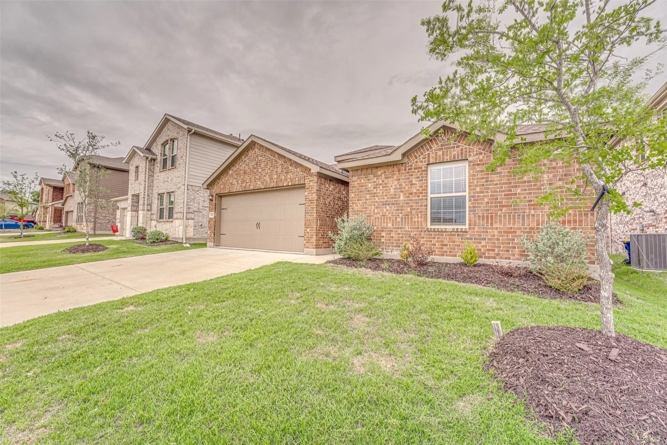 Single Family Residence For Sale in Collin County , 3821 KENWORTH Lane, Mc Kinney, Texas 75071, 3 Bedroom, 2 Bathroom, 2 Garage spaces, 1,479 Sqft, built in 2024, mls#21258203, Real Estate Agent in Mc Kinney, Homes For Sale in Collin county, Homes For Sale in Mc Kinney, Realtor in Mc Kinney Texas, Real Estate Brokerage Independent Realty Texas, Luminita Cordes Realtor