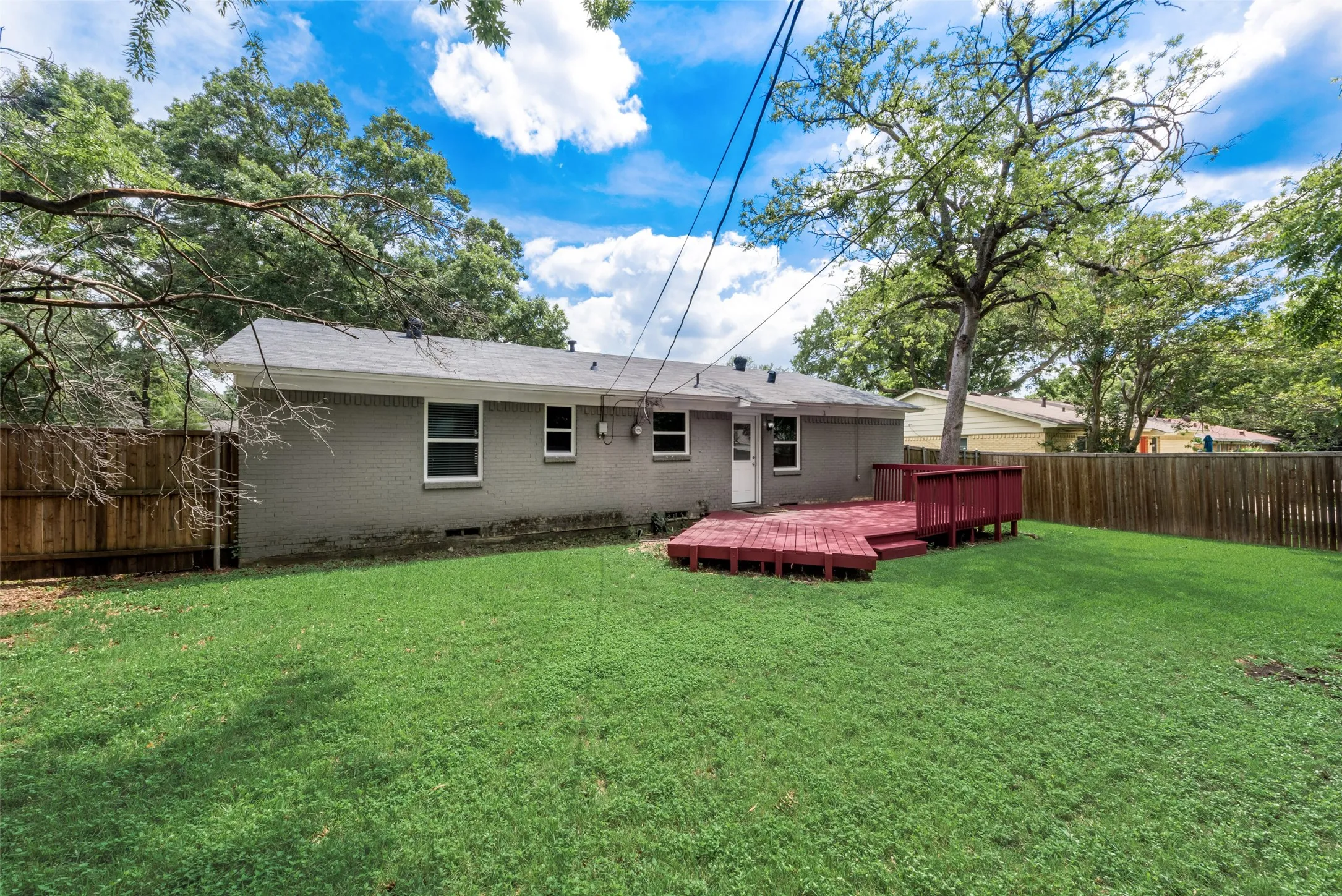Single Family Residence For Rent in Dallas County , 438 Daniel Street, Richardson, Texas 75080, 3 Bedroom, 1 Bathroom, Garage spaces, 1,336 Sqft, built in 1955, Preowned, mls#21255702, Real Estate Agent in Richardson, Homes For Rent in Dallas county, Homes For Rent in Richardson, Realtor in Richardson Texas, Real Estate Brokerage Independent Realty Texas, Luminita Cordes Realtor
