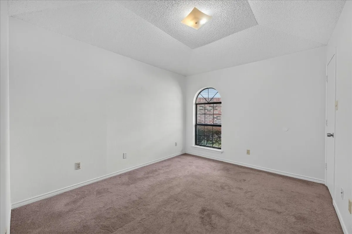 Duplex For Sale in Rockwall County , 210 & 212 SAINT MARYS Place, Rockwall, Texas 75087, 4 Bedroom, 4 Bathroom, 2 Garage spaces, 0 Sqft, built in 1984, Preowned, mls#21258414, Real Estate Agent in Rockwall, Homes For Sale in Rockwall county, Homes For Sale in Rockwall, Realtor in Rockwall Texas, Real Estate Brokerage Independent Realty Texas, Luminita Cordes Realtor