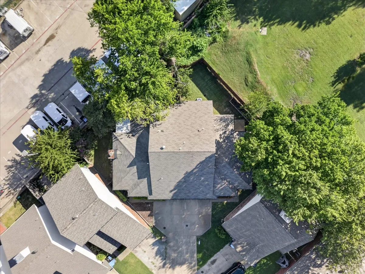 Duplex For Sale in Rockwall County , 210 & 212 SAINT MARYS Place, Rockwall, Texas 75087, 4 Bedroom, 4 Bathroom, 2 Garage spaces, 0 Sqft, built in 1984, Preowned, mls#21258414, Real Estate Agent in Rockwall, Homes For Sale in Rockwall county, Homes For Sale in Rockwall, Realtor in Rockwall Texas, Real Estate Brokerage Independent Realty Texas, Luminita Cordes Realtor