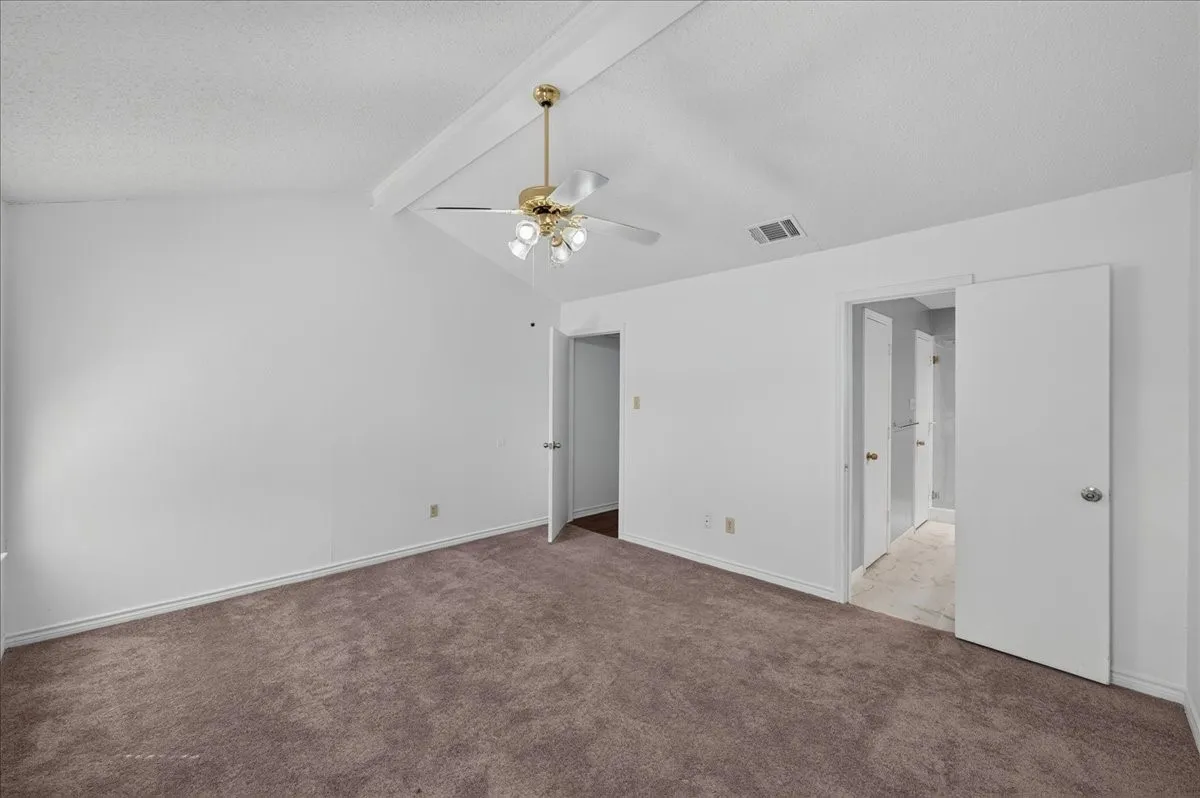Duplex For Sale in Rockwall County , 210 & 212 SAINT MARYS Place, Rockwall, Texas 75087, 4 Bedroom, 4 Bathroom, 2 Garage spaces, 0 Sqft, built in 1984, Preowned, mls#21258414, Real Estate Agent in Rockwall, Homes For Sale in Rockwall county, Homes For Sale in Rockwall, Realtor in Rockwall Texas, Real Estate Brokerage Independent Realty Texas, Luminita Cordes Realtor