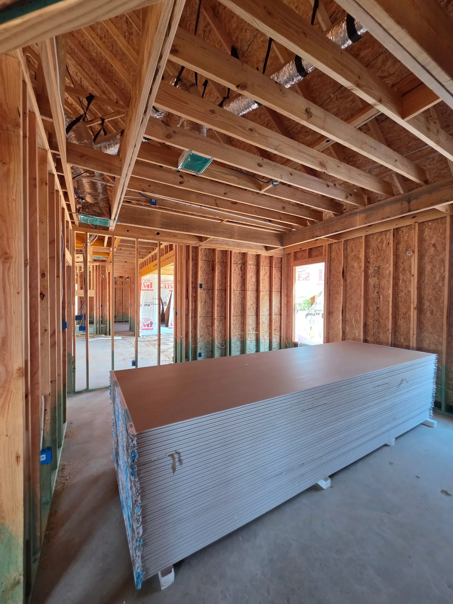 Single Family Residence For Sale in Parker County , 237 Jefferson Way, Weatherford, Texas 76088, 4 Bedrooms, 3 Bathrooms, 3 Garage spaces, 2,411 Sqft, built in 2026, New Construction - Incomplete, Price $600,000, mls#21258461, Real Estate Agent in Weatherford, Homes For Sale in Parker county, Homes For Sale in Weatherford, Realtor in Weatherford Texas, Real Estate Brokerage Independent Realty Texas, Luminita Cordes Realtor