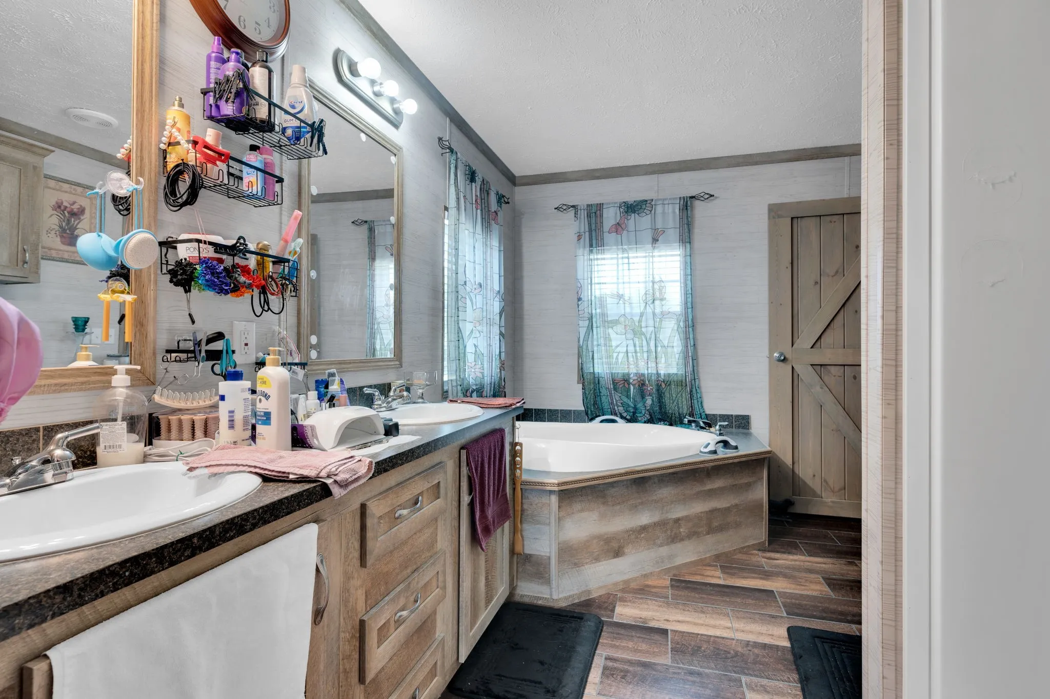 Primary Bathroom with Garden tub and separate walk-in shower