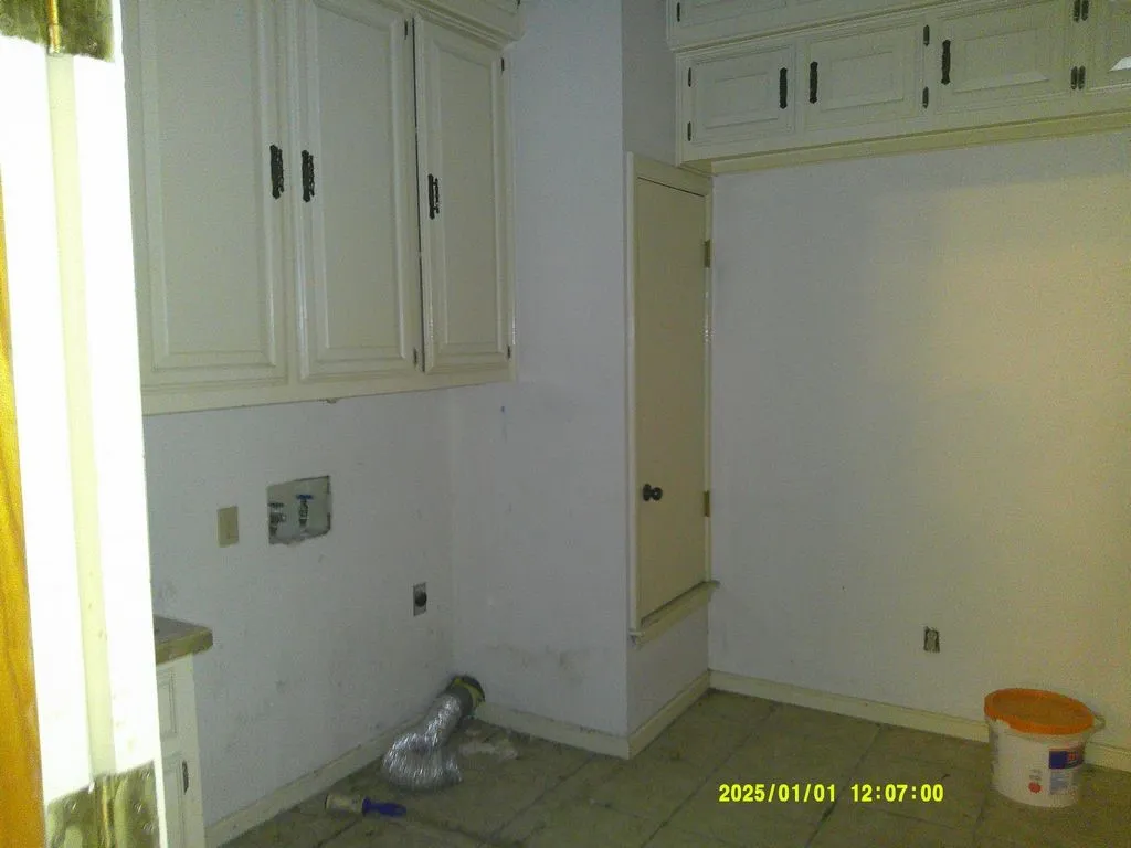 Single Family Residence For Sale in Bowie County , 3726 County Road 4284, Simms, Texas 75574, 3 Bedrooms, 3 Bathrooms, Garage spaces, 4,275 Sqft, built in 1985, Preowned, Price $369,000, mls#21257391, Real Estate Agent in Simms, Homes For Sale in Bowie county, Homes For Sale in Simms, Realtor in Simms Texas, Real Estate Brokerage Independent Realty Texas, Luminita Cordes Realtor